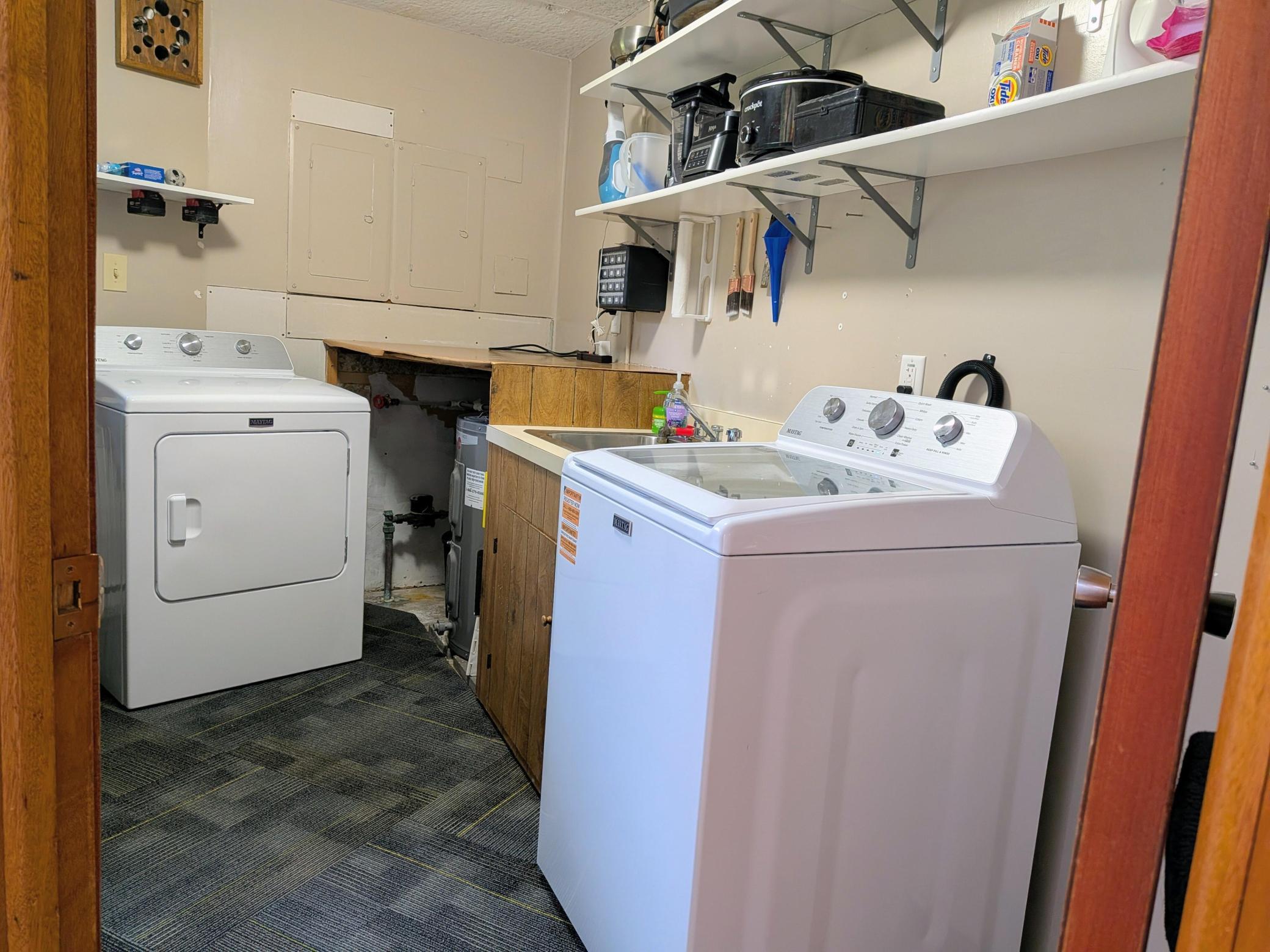 main property photo 16