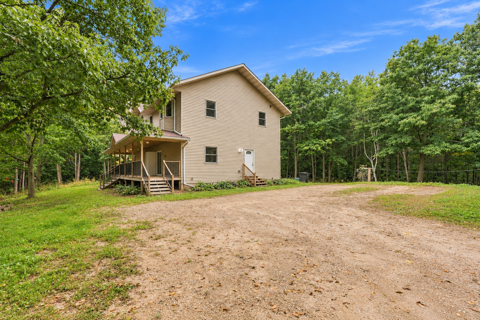 main property photo 2