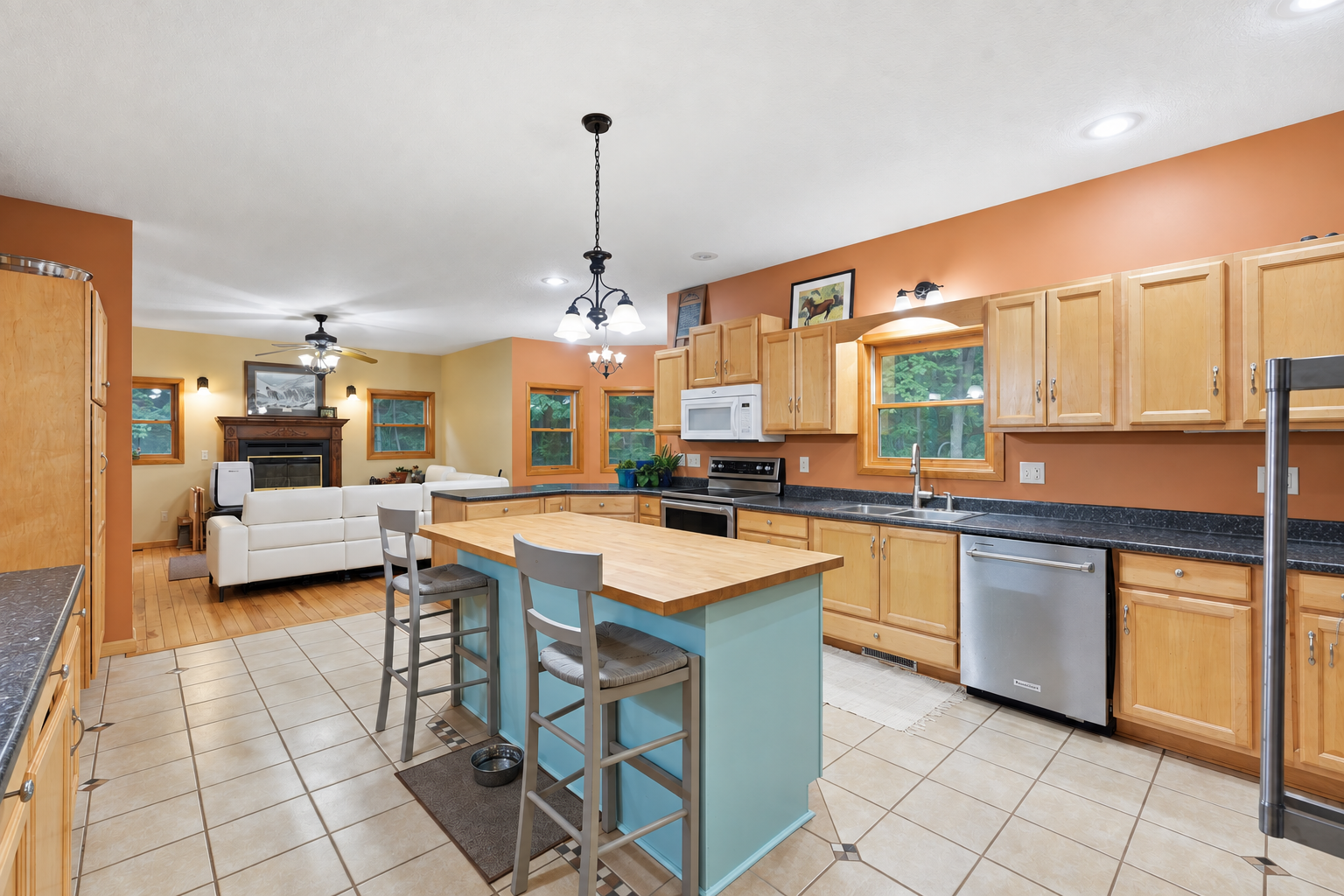 main property photo 8