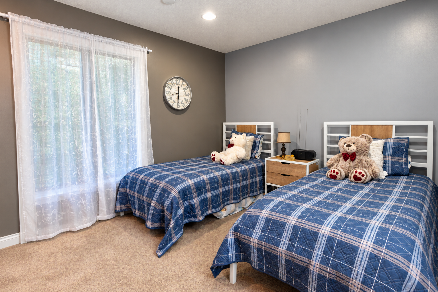 main property photo 11