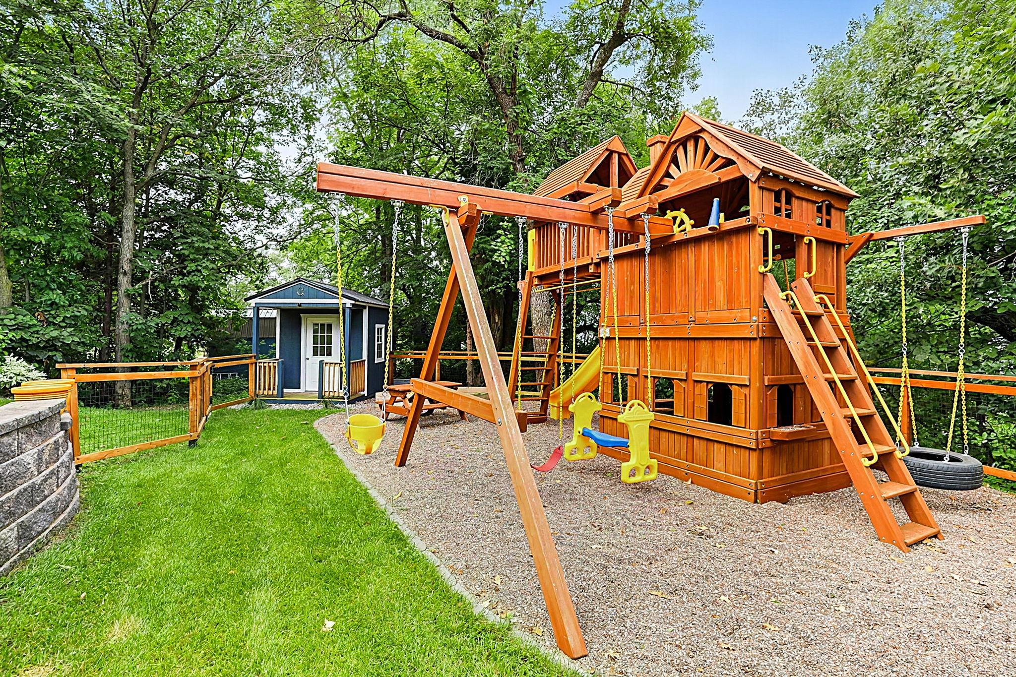main property photo 76