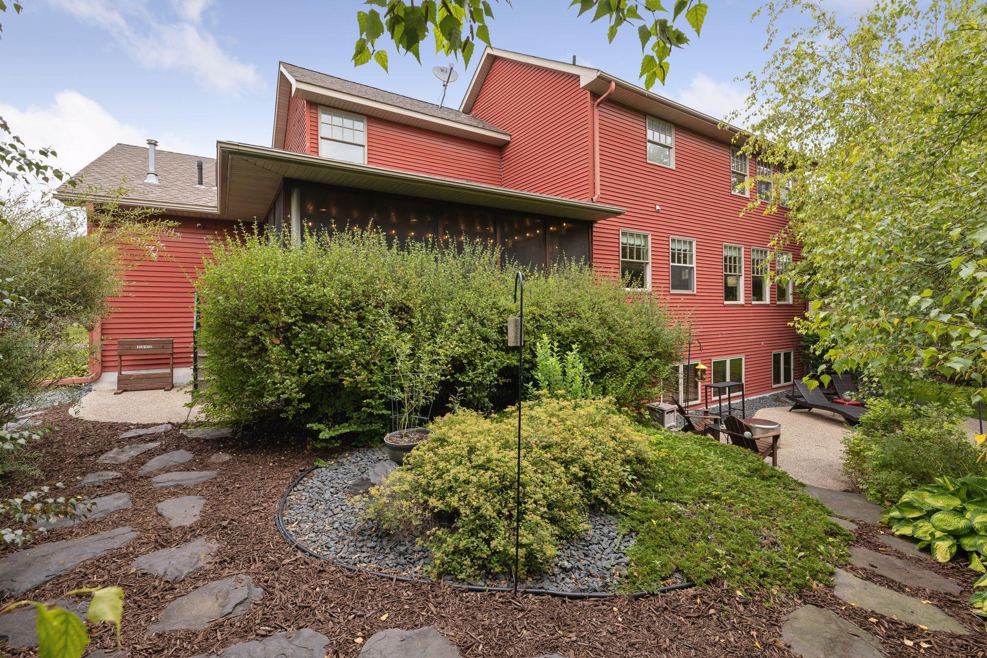 main property photo 59