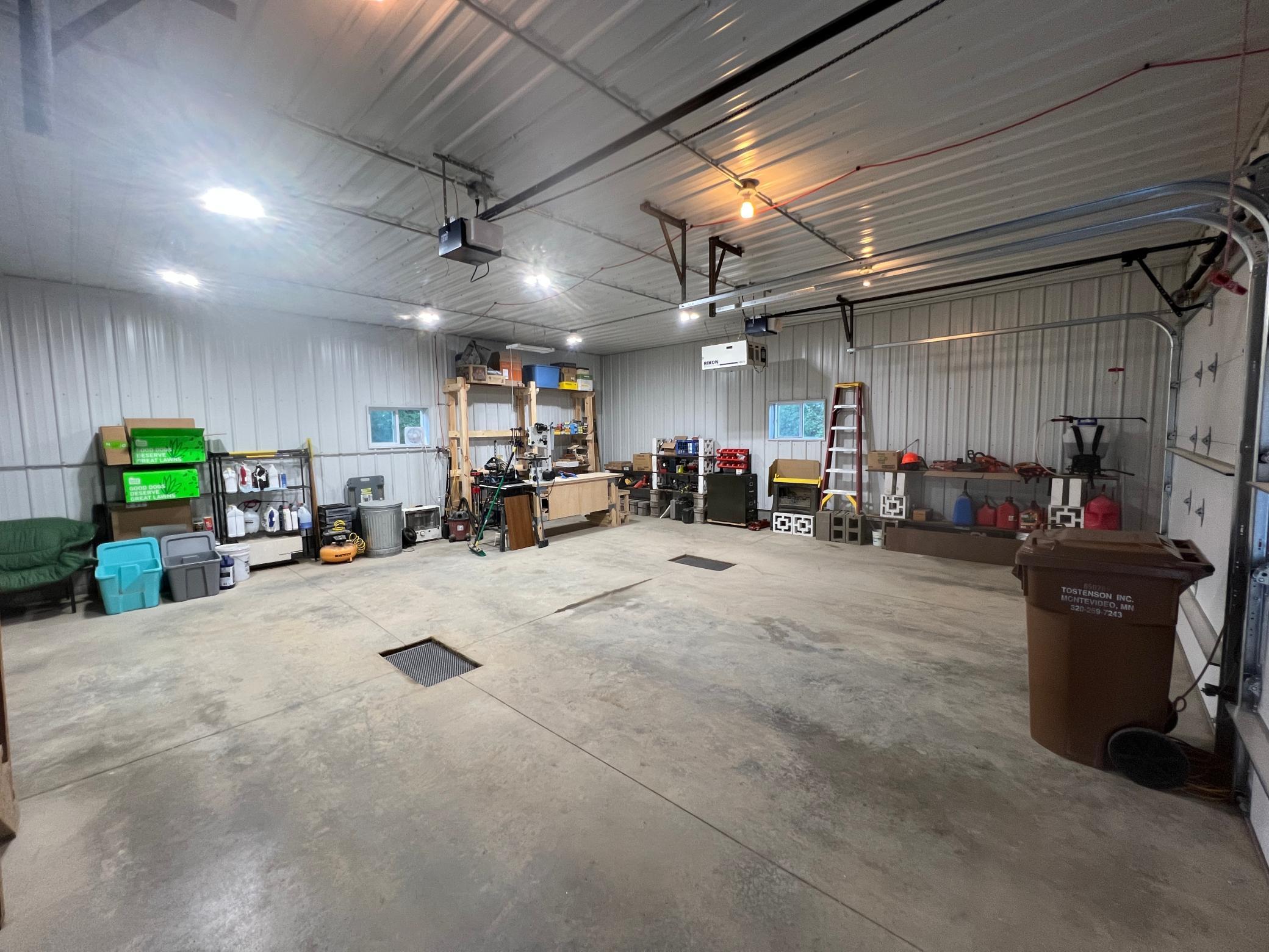 main property photo 50