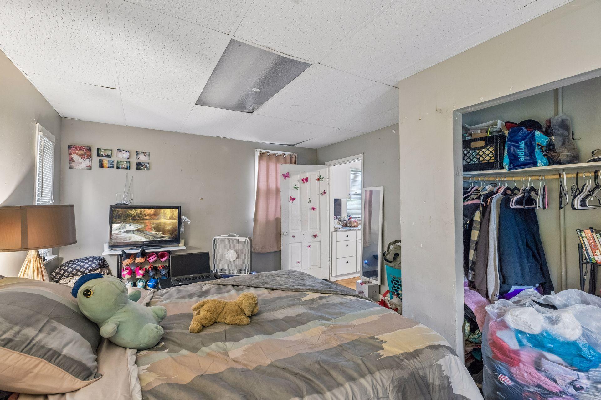 main property photo 14