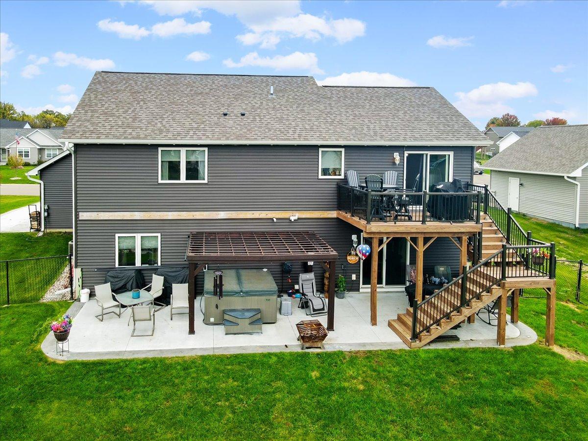 main property photo 5