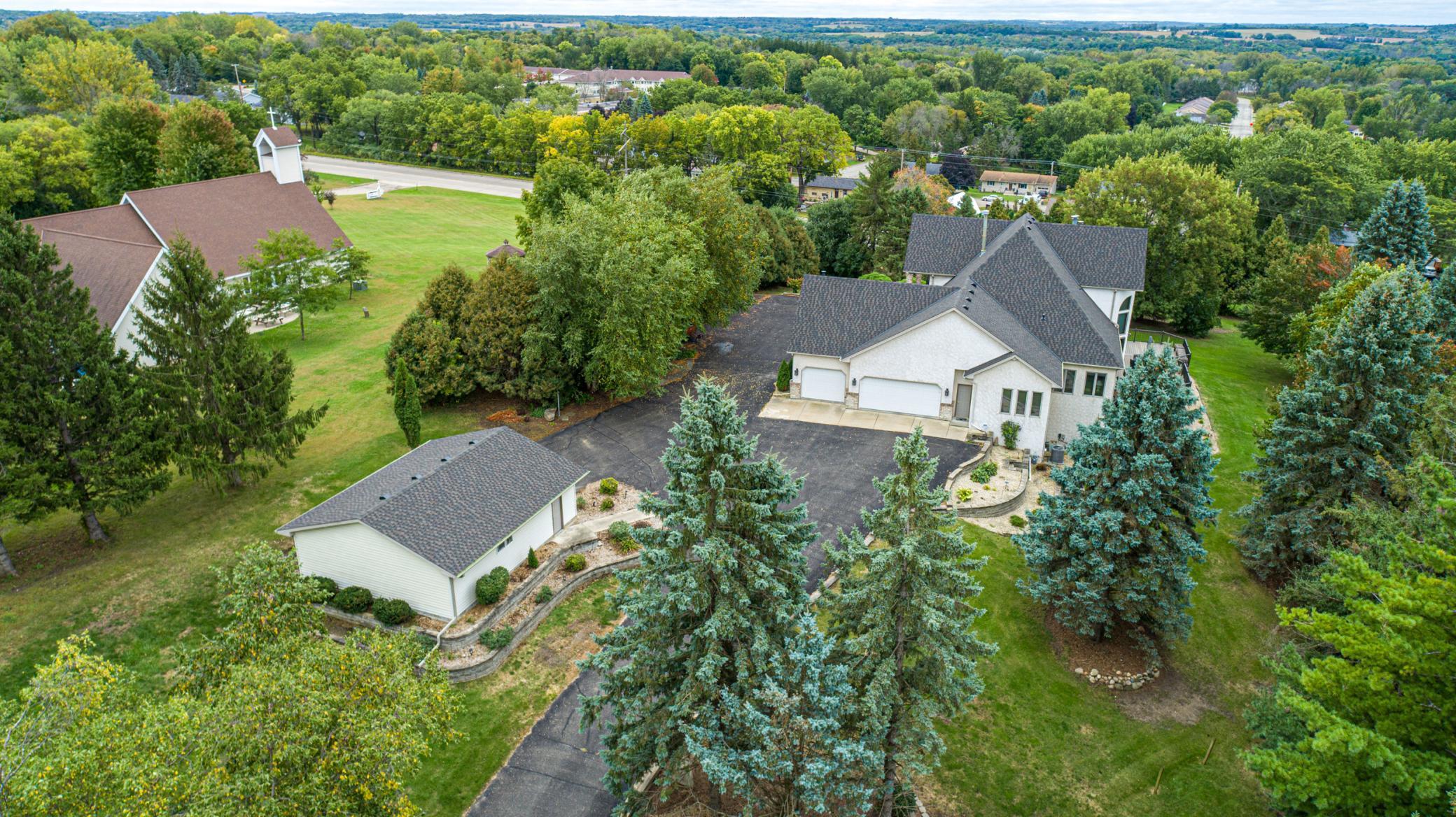 main property photo 18