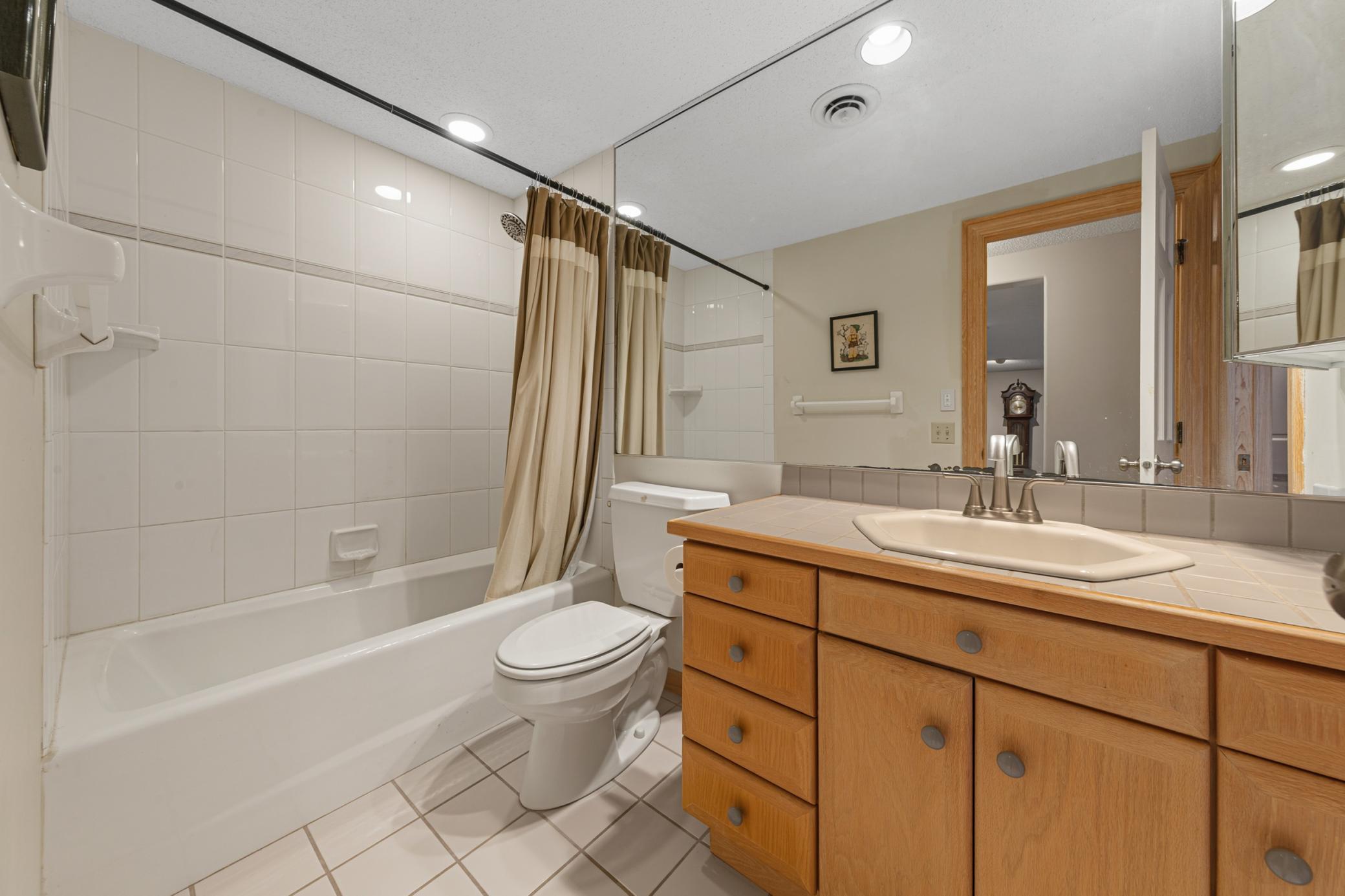 main property photo 81