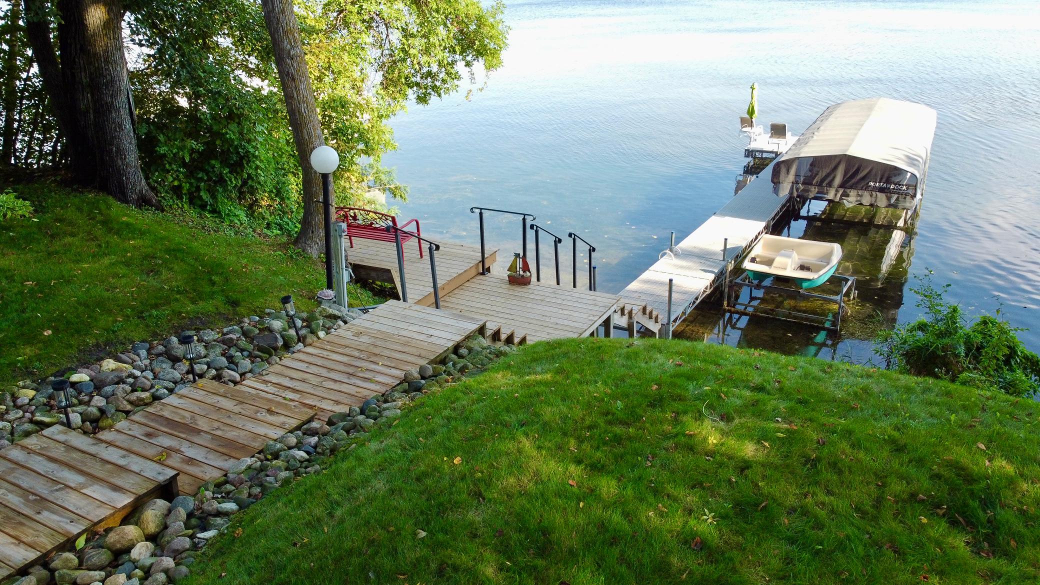 main property photo 40