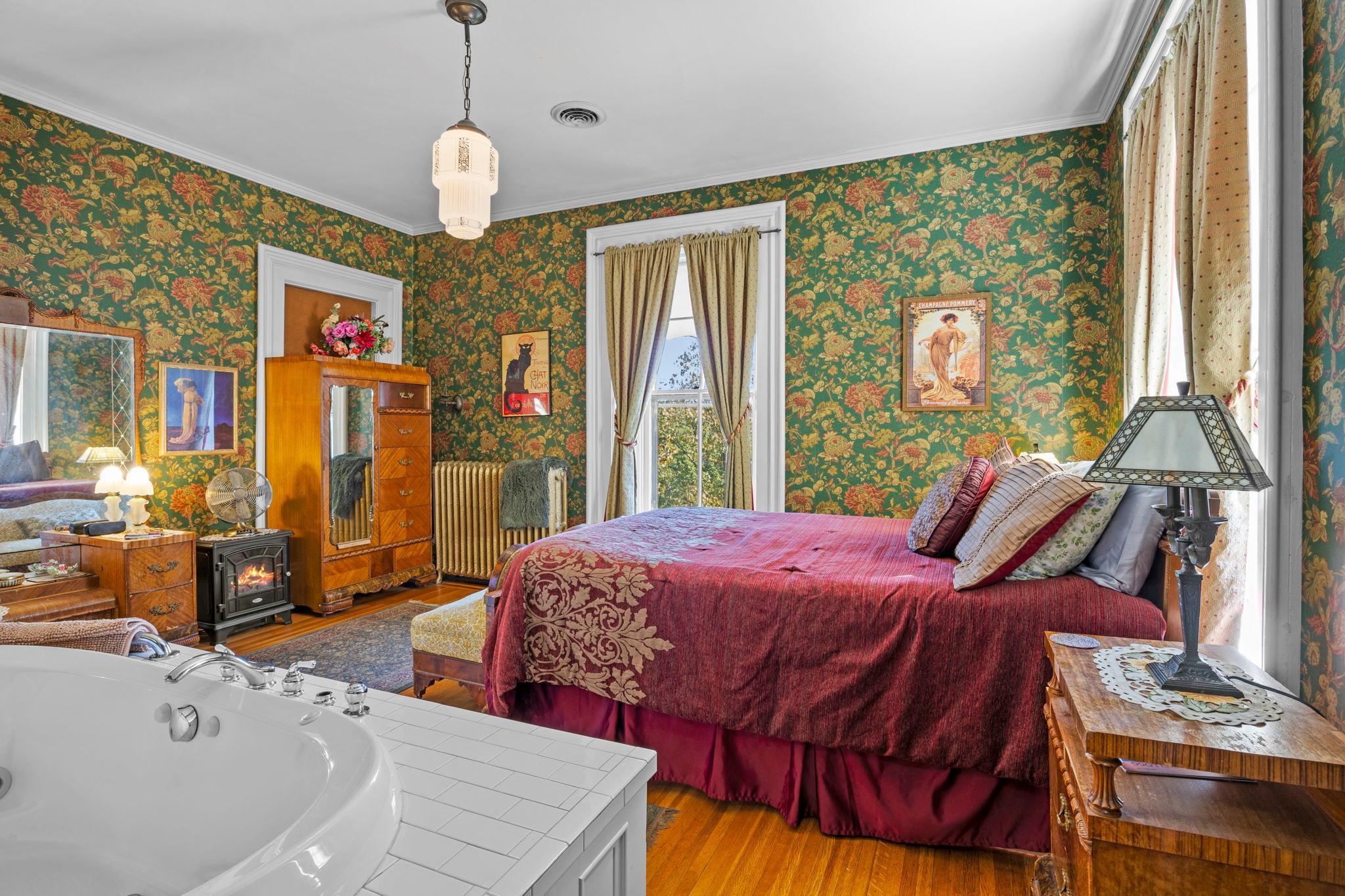 main property photo 39