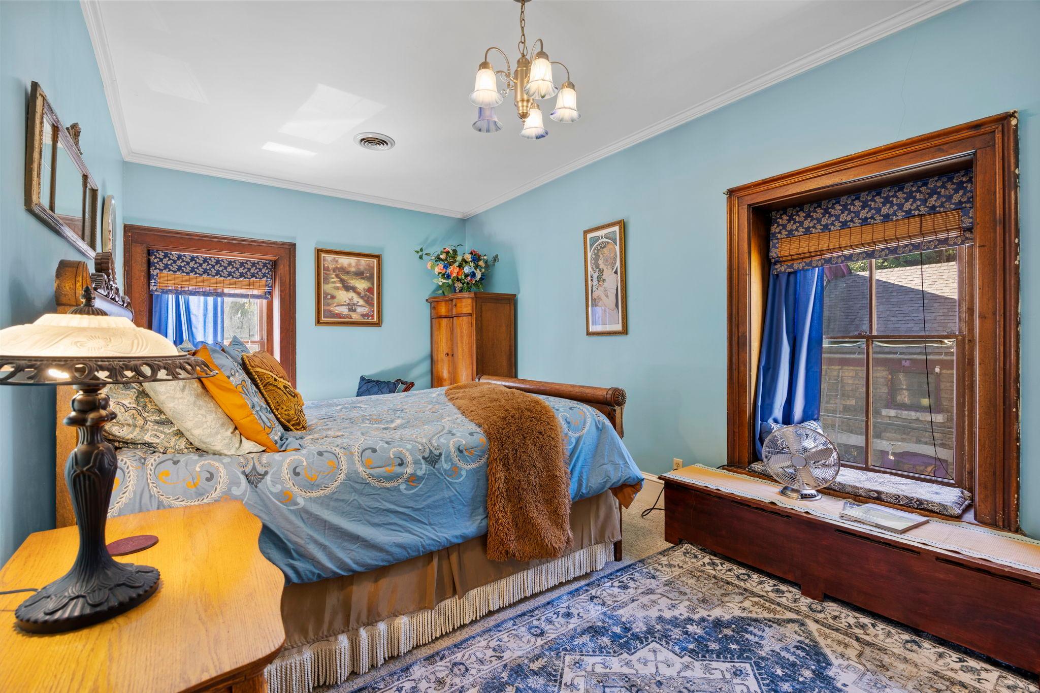 main property photo 40
