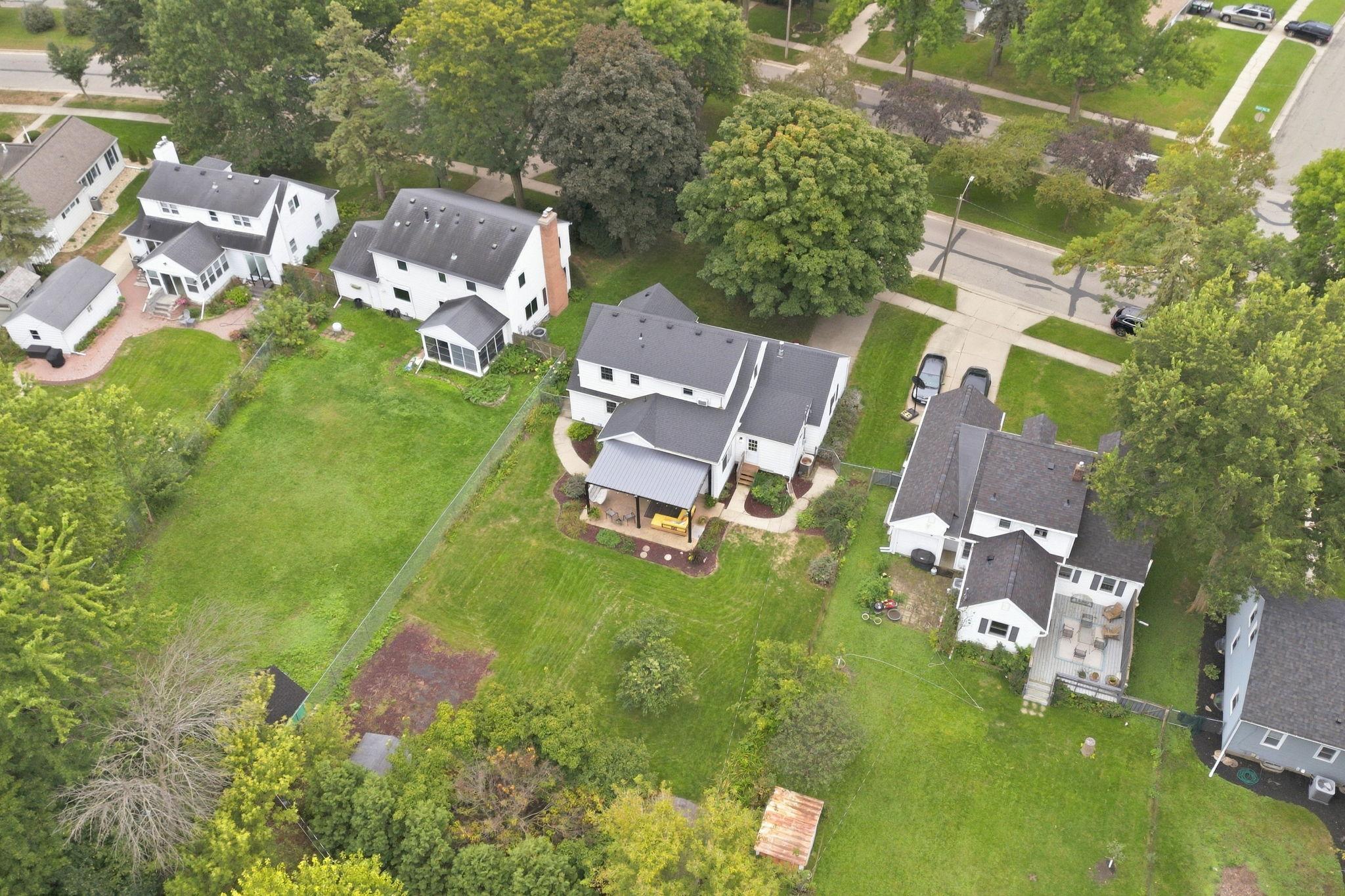 main property photo 46
