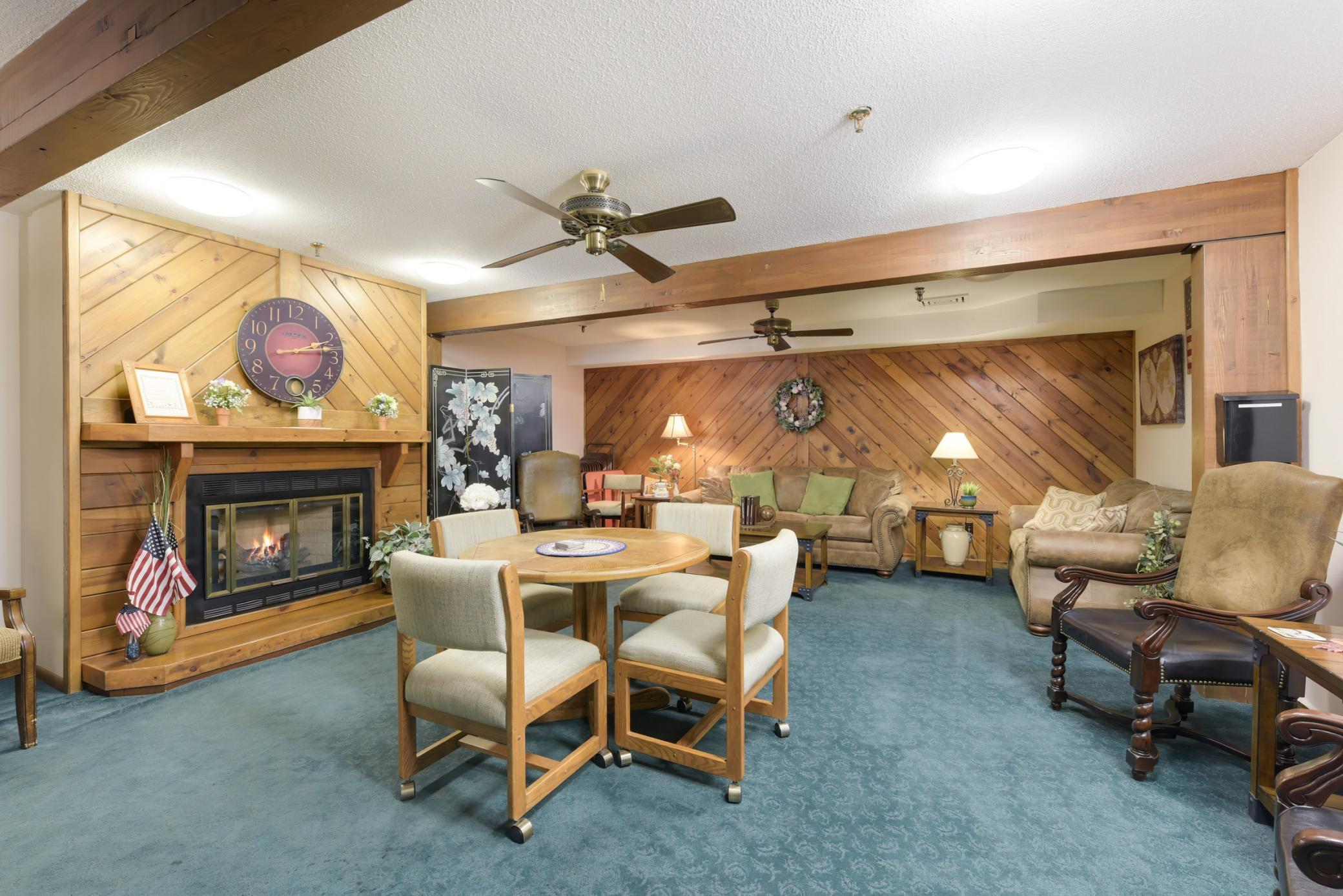 main property photo 13