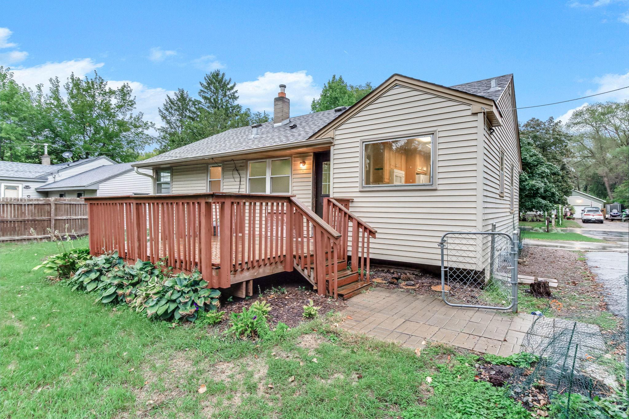 main property photo 22