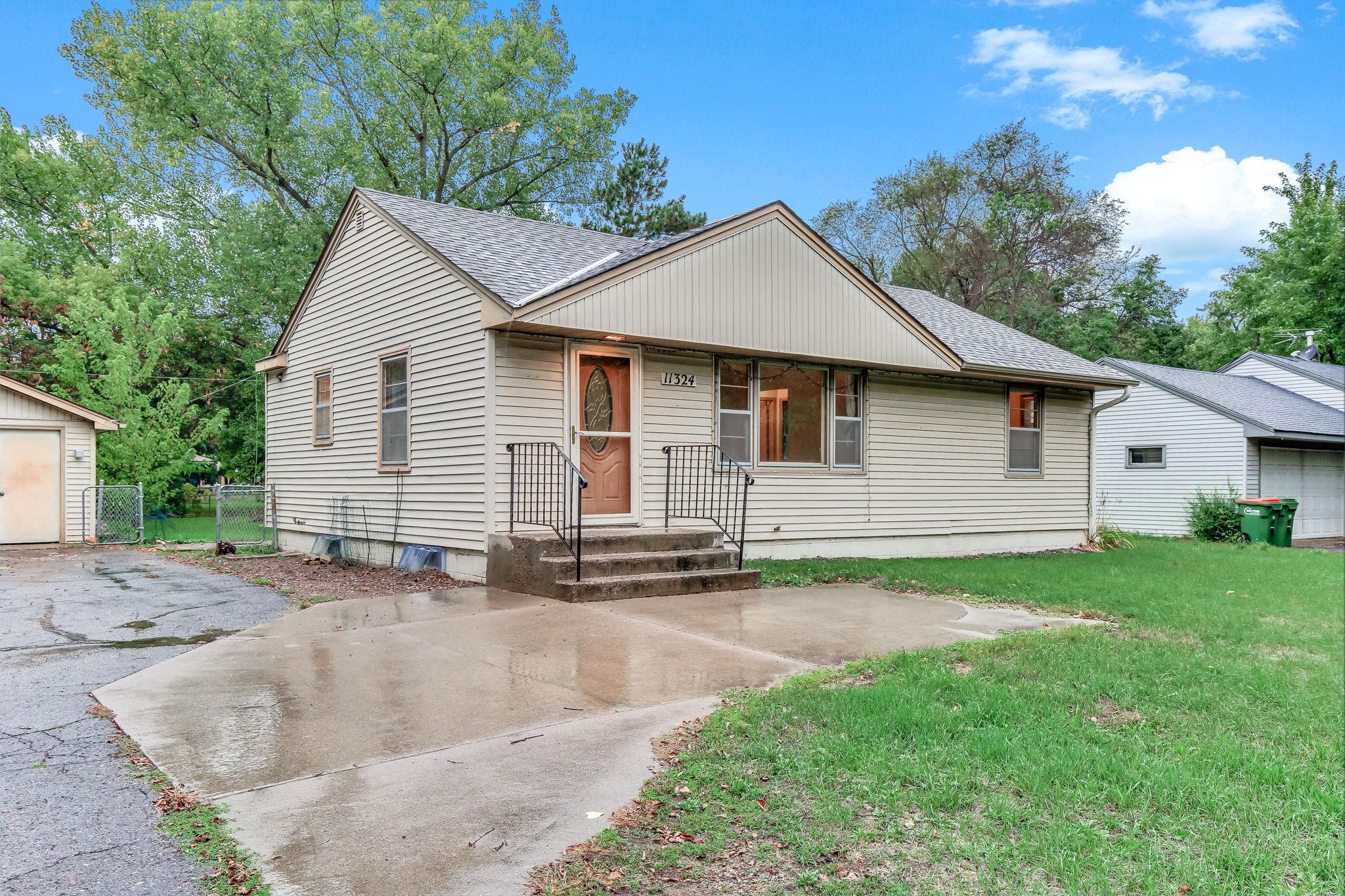 main property photo 26