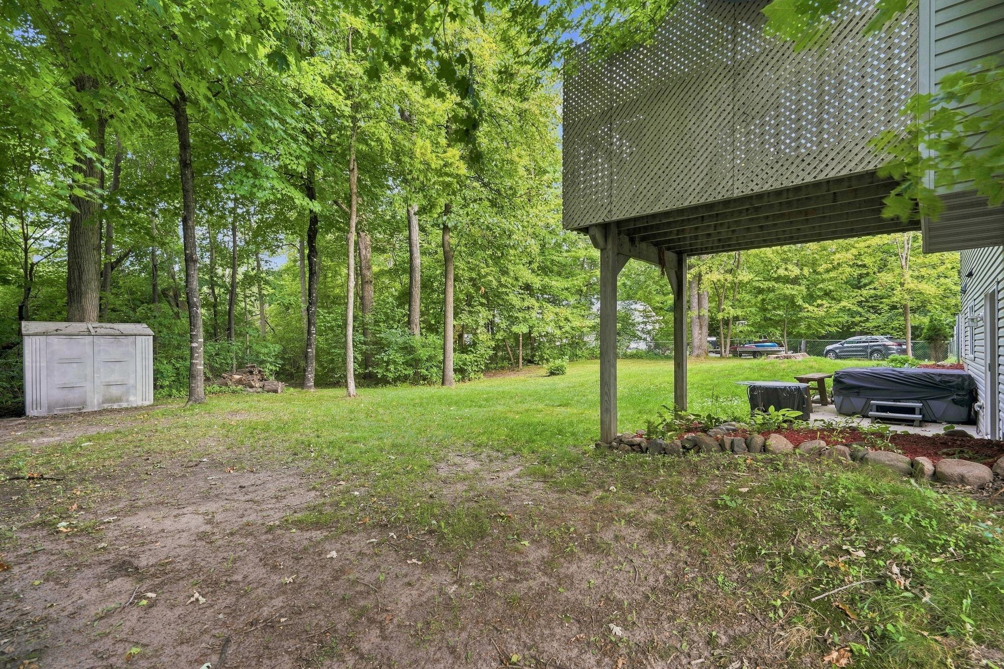 main property photo 37