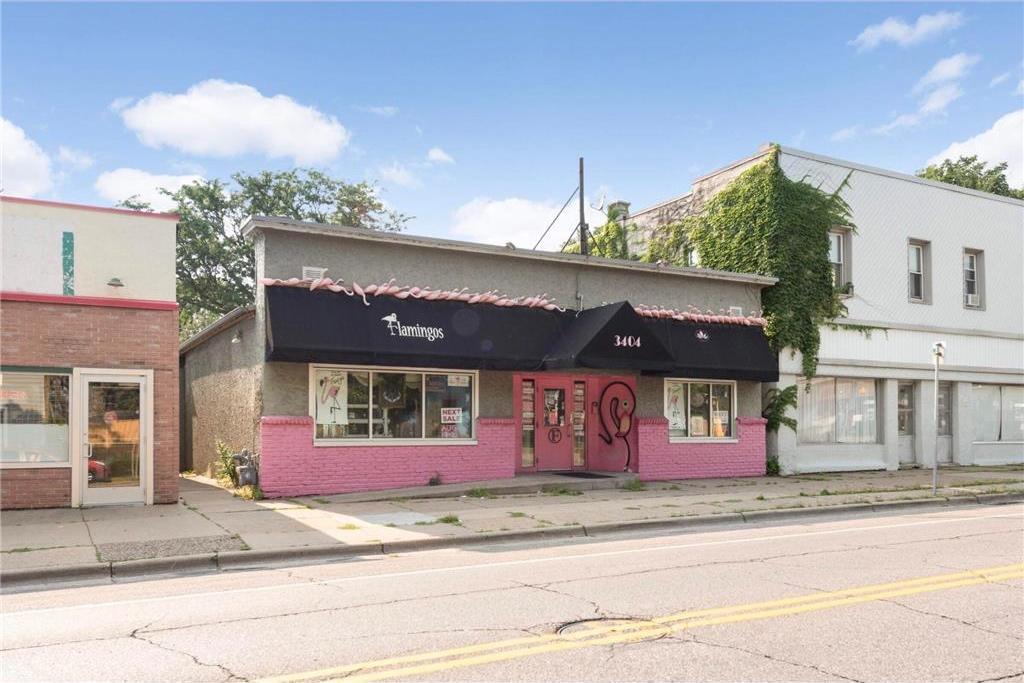 main property photo 30