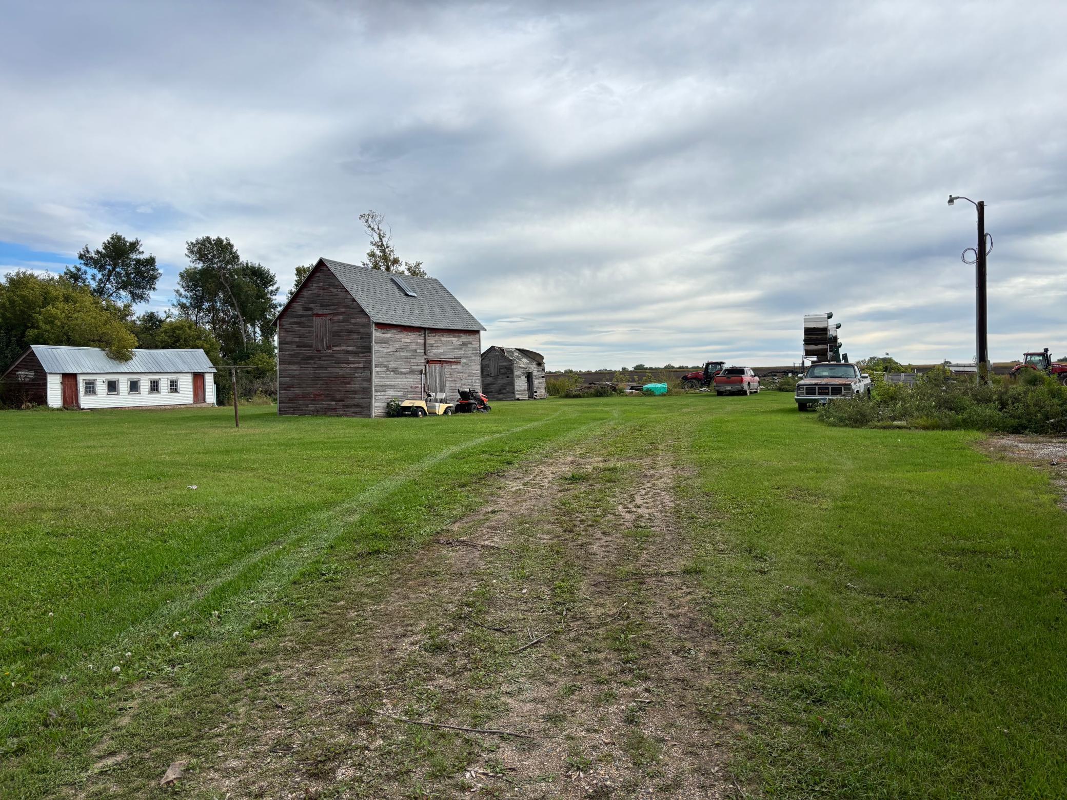 main property photo 5