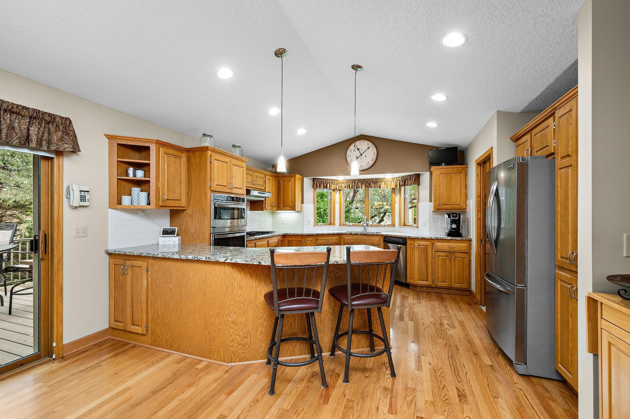 main property photo 8
