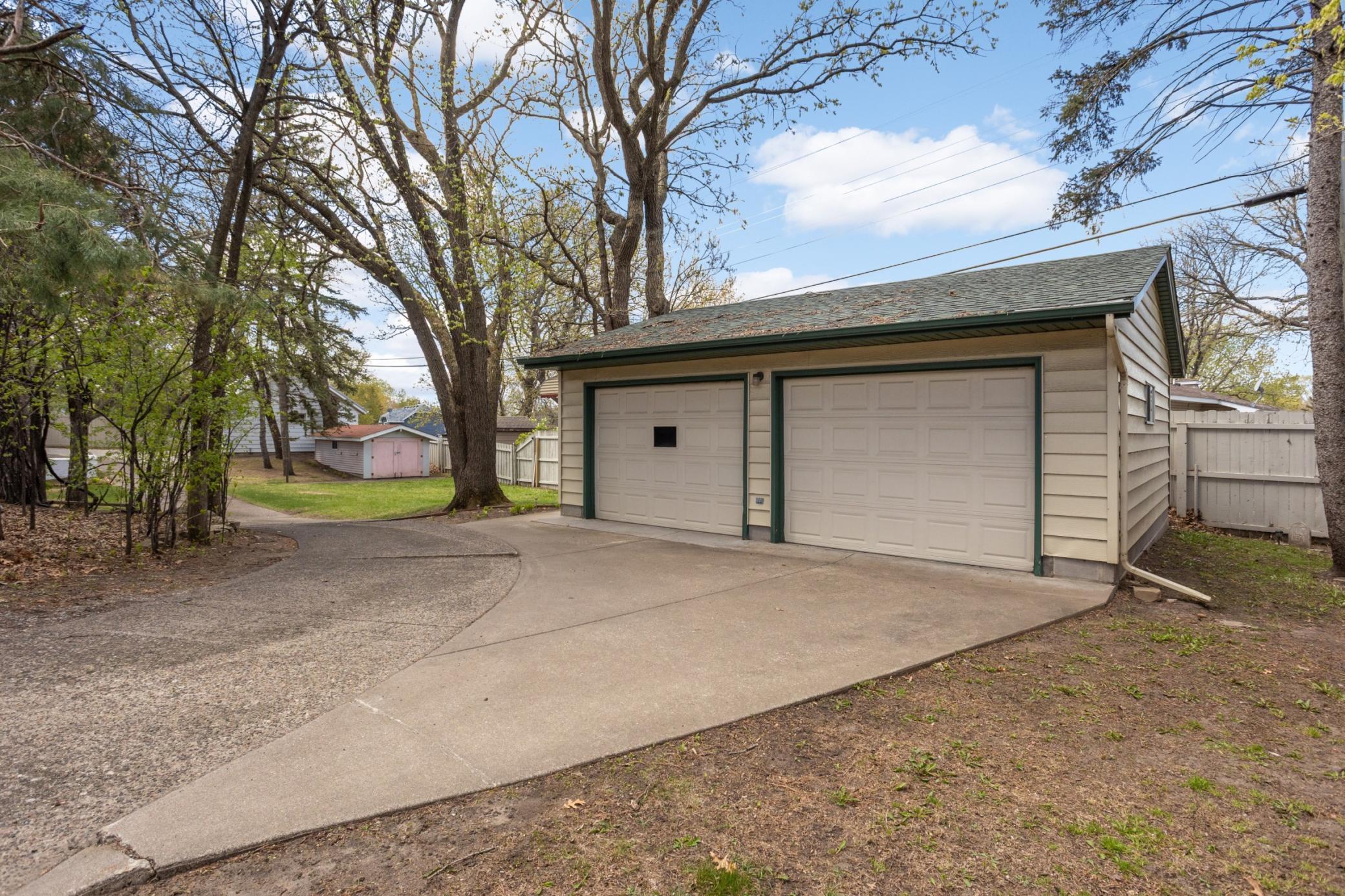 main property photo 43