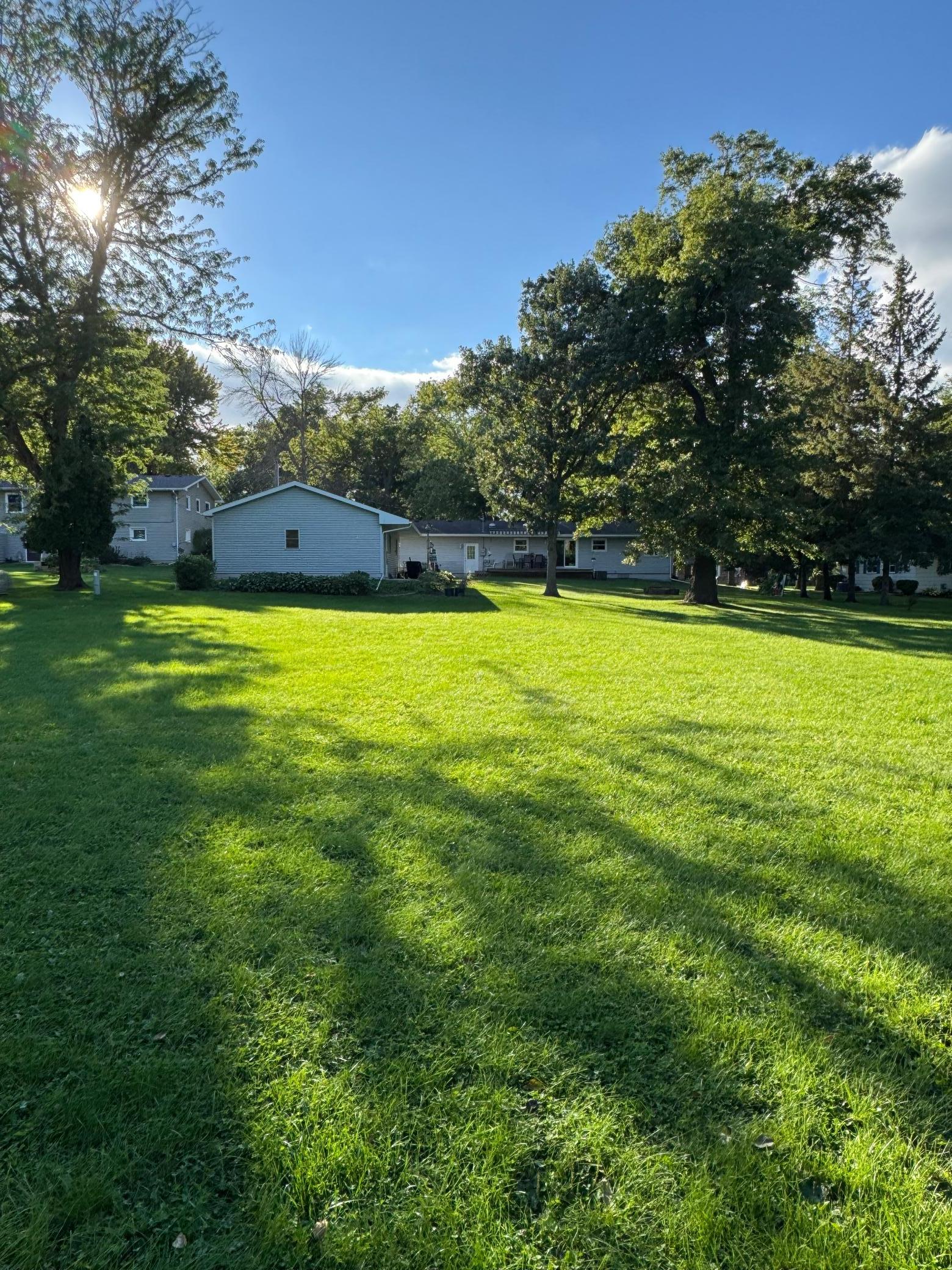 main property photo 40