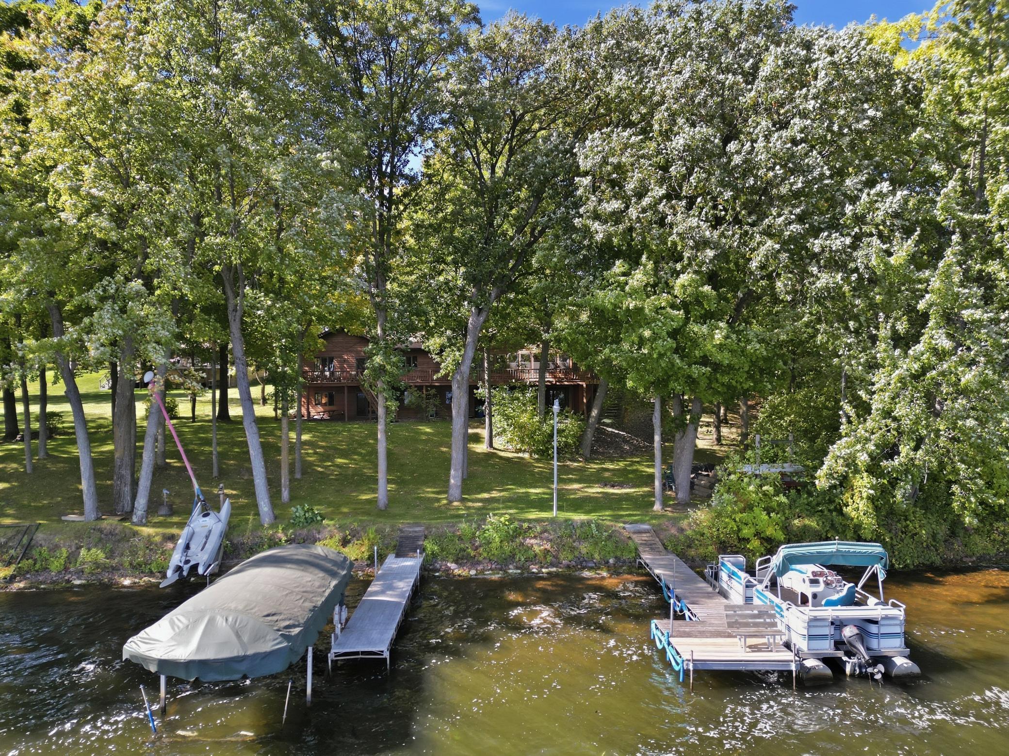 main property photo 11