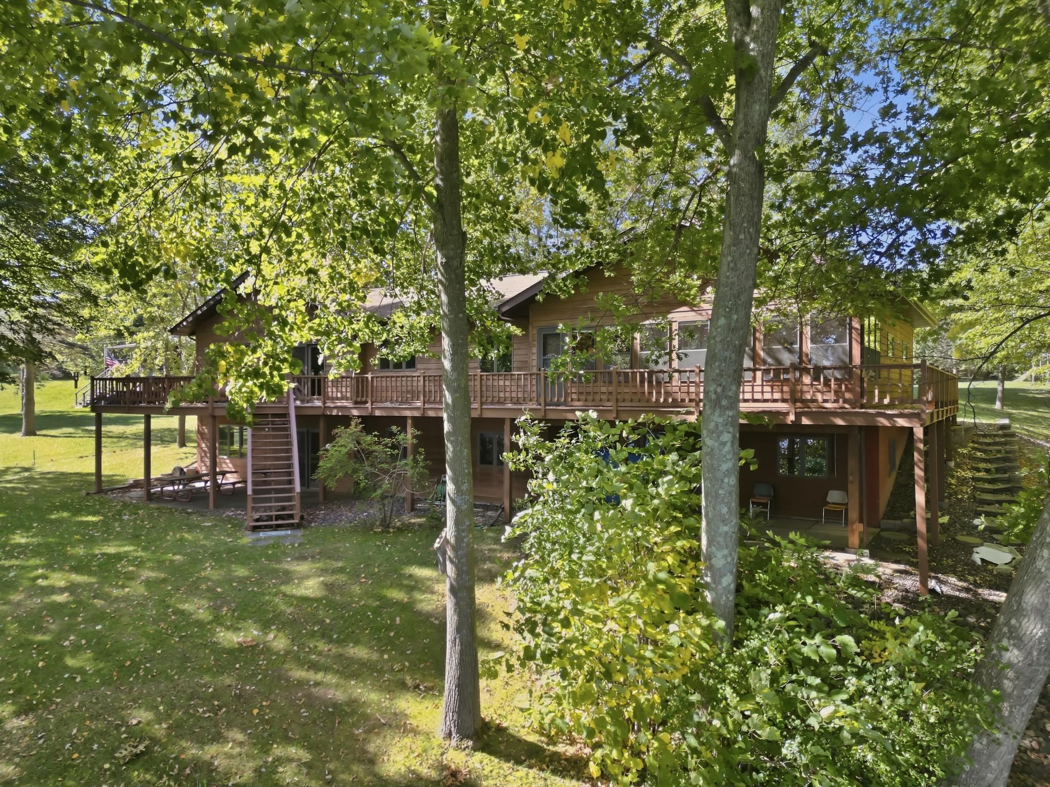 main property photo 12