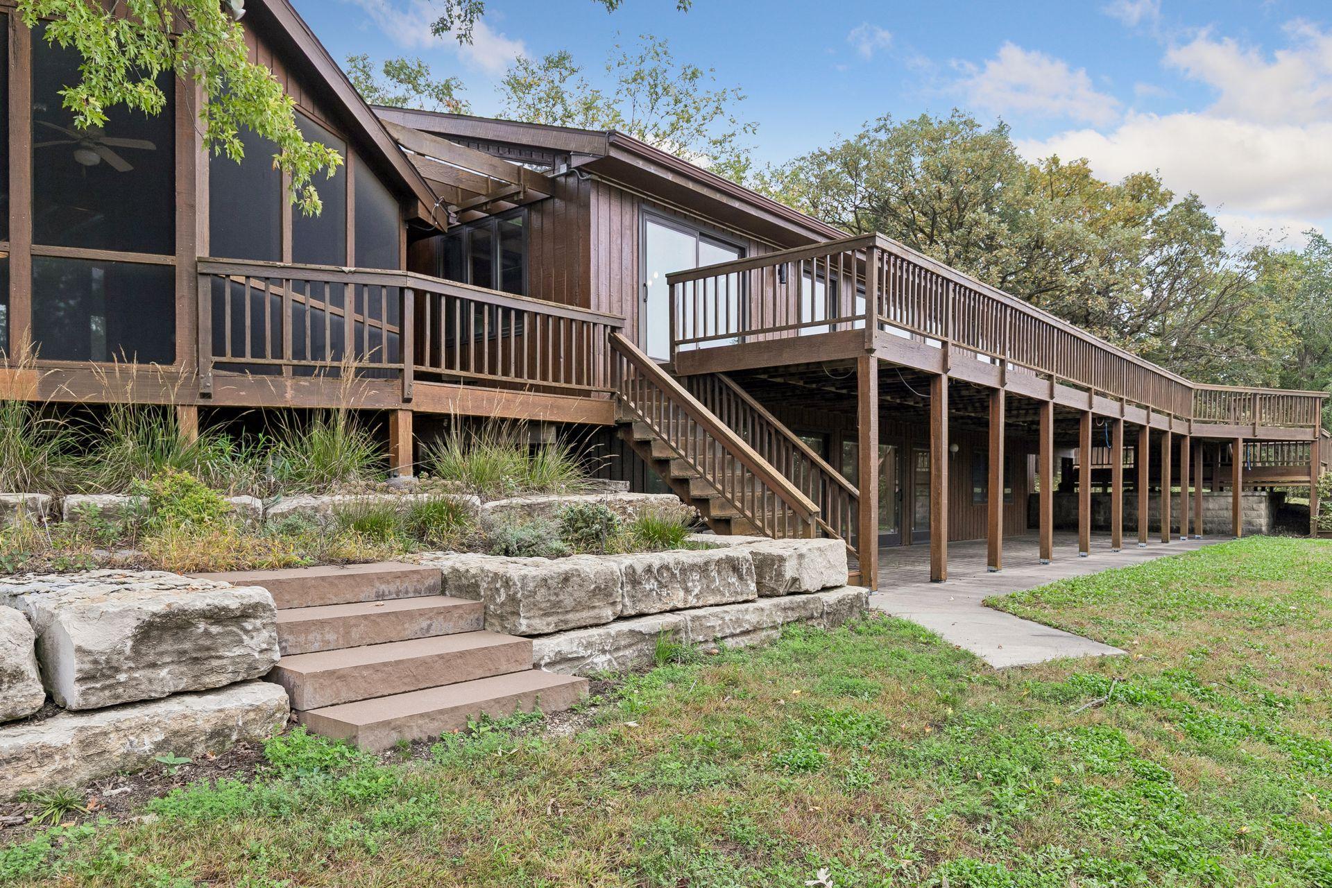 main property photo 38