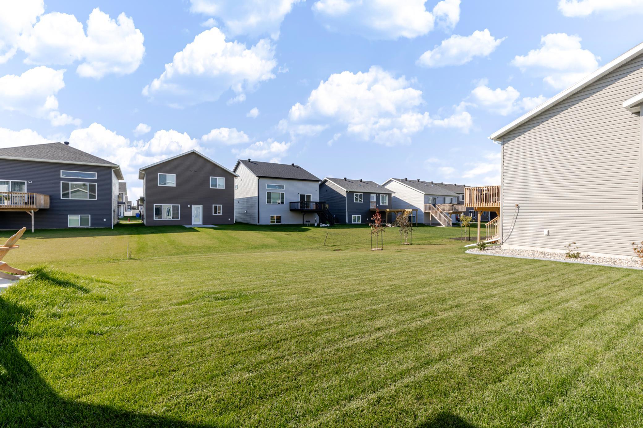 main property photo 34