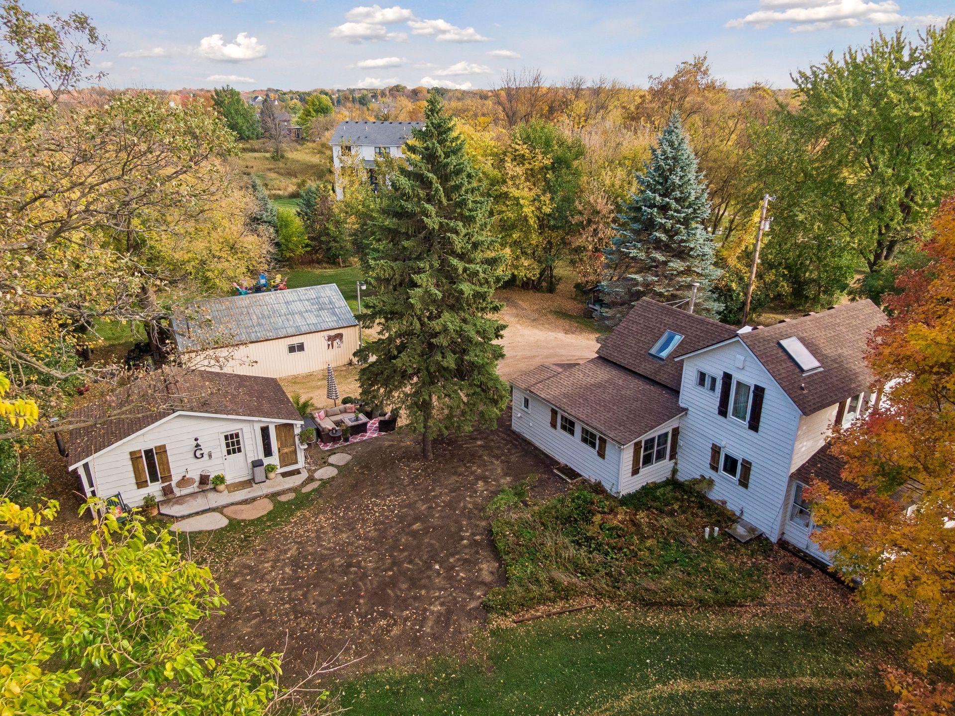 main property photo 32