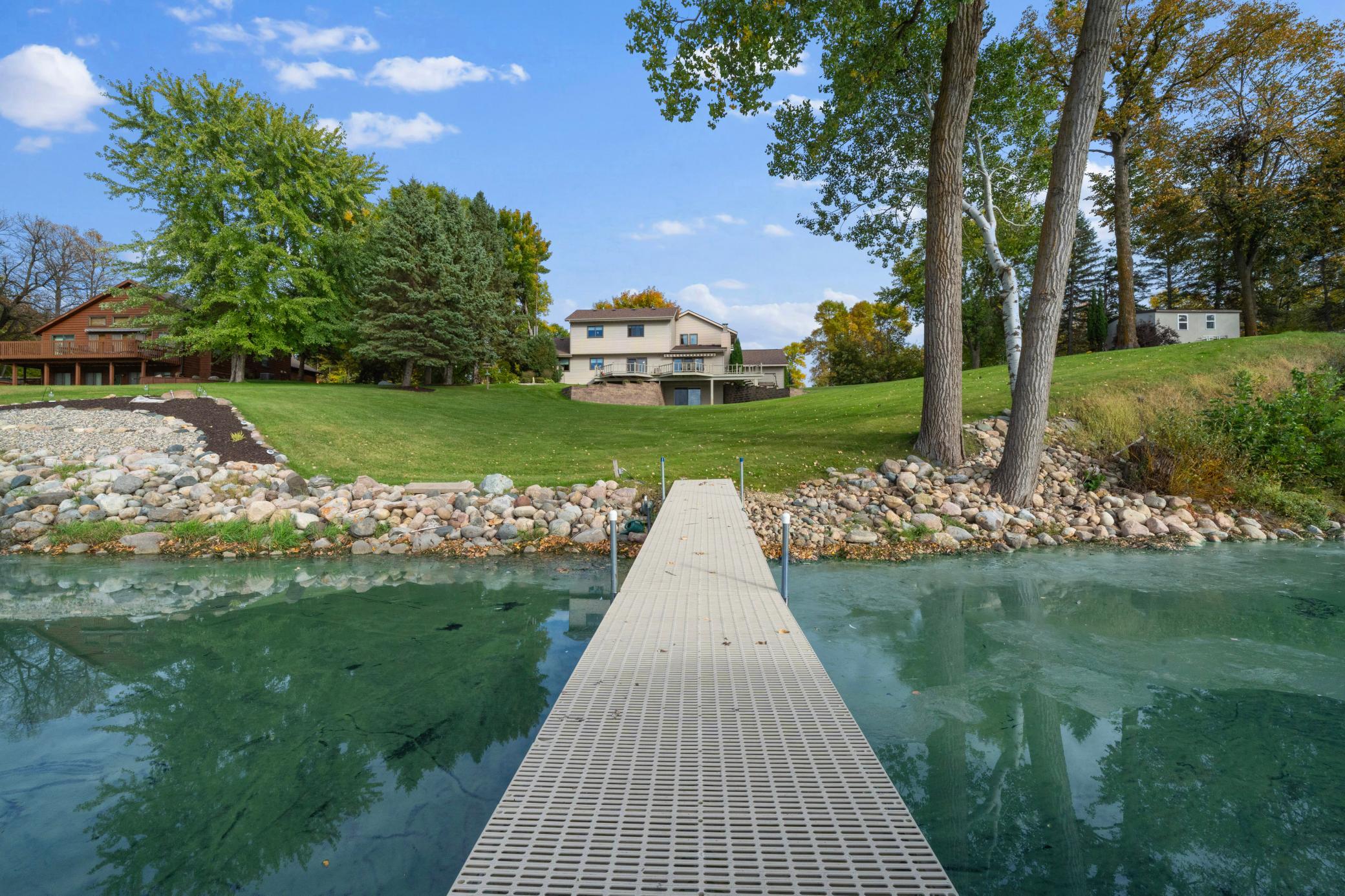 main property photo 28