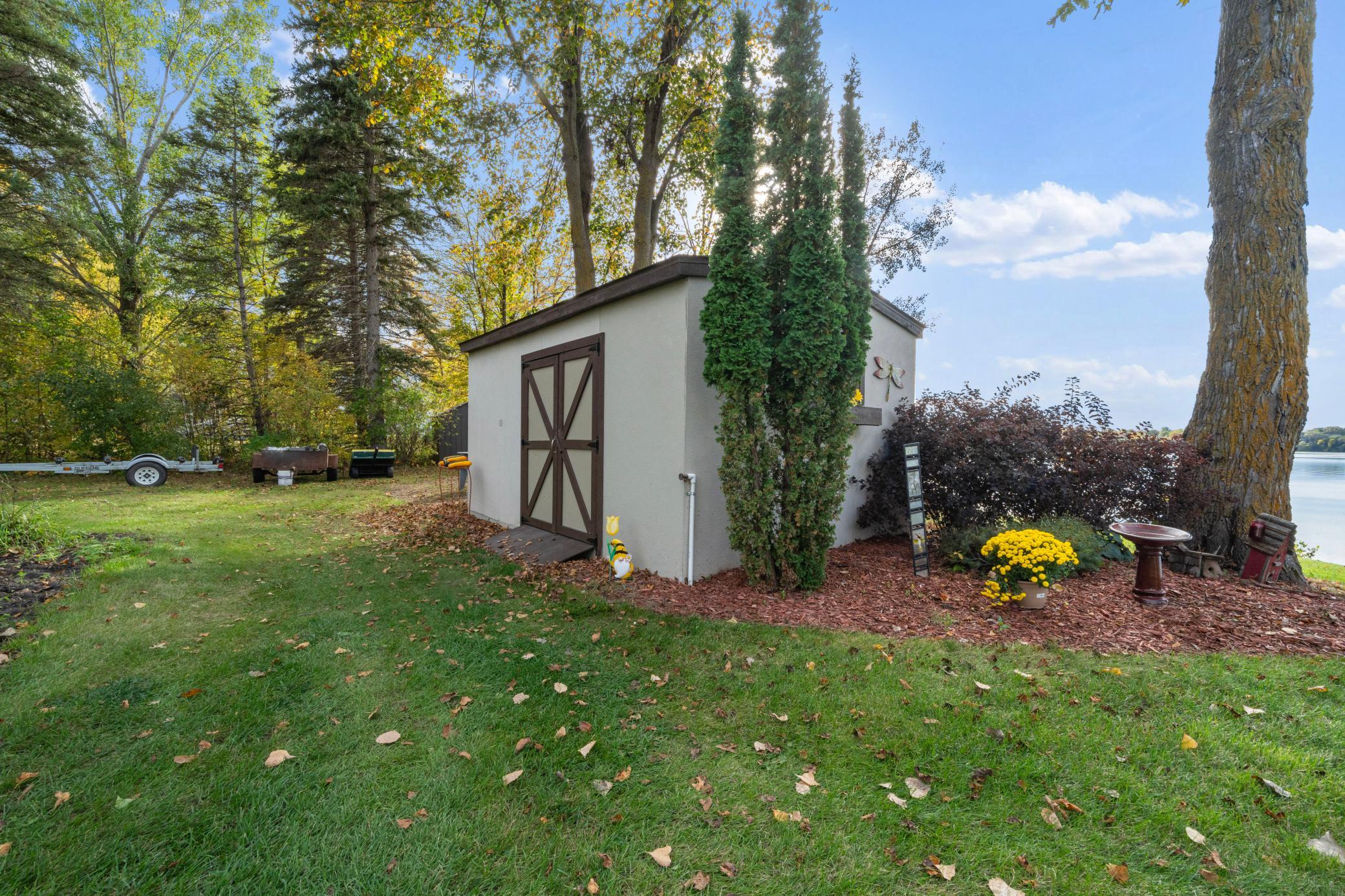 main property photo 29