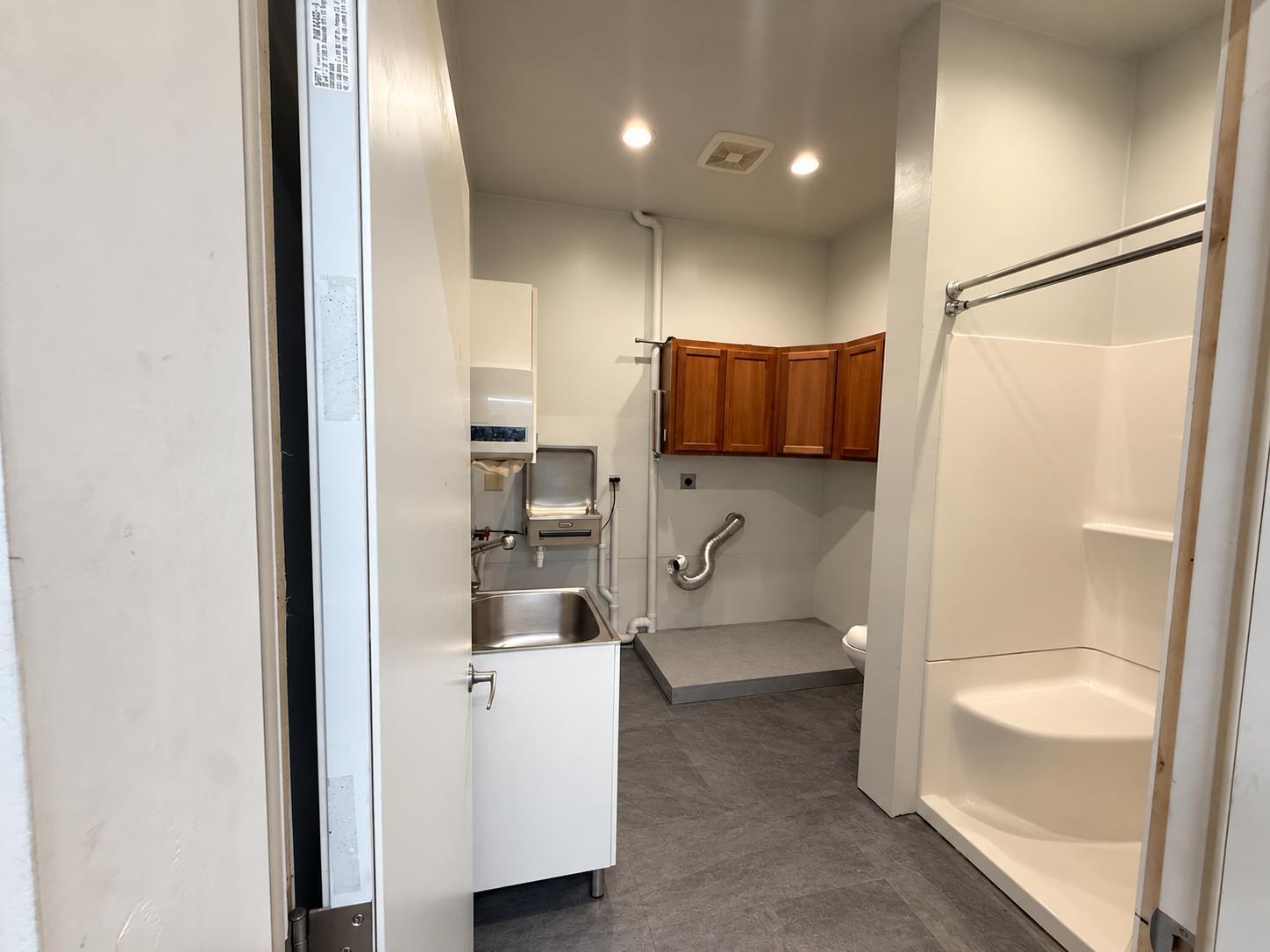 main property photo 78