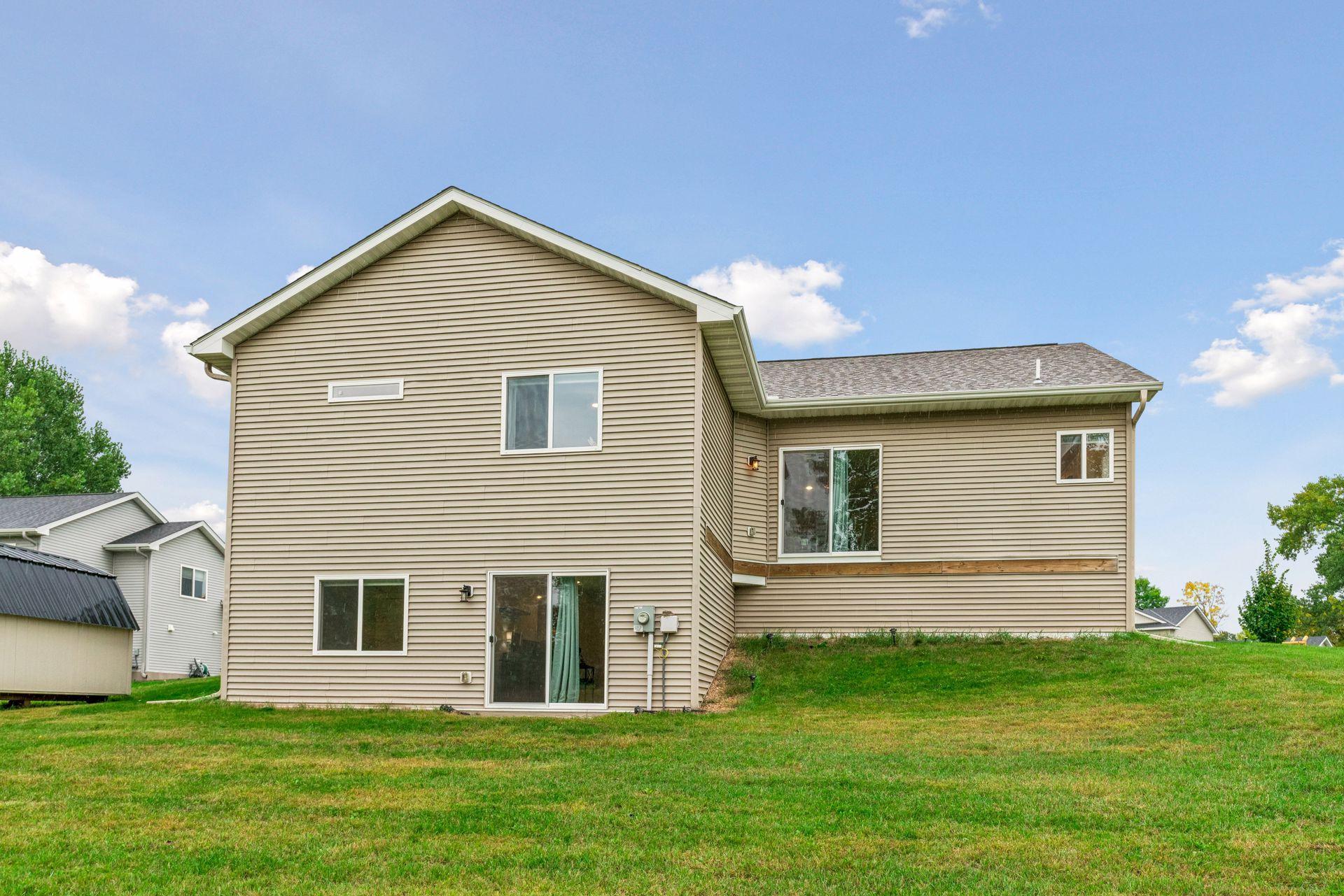 main property photo 41