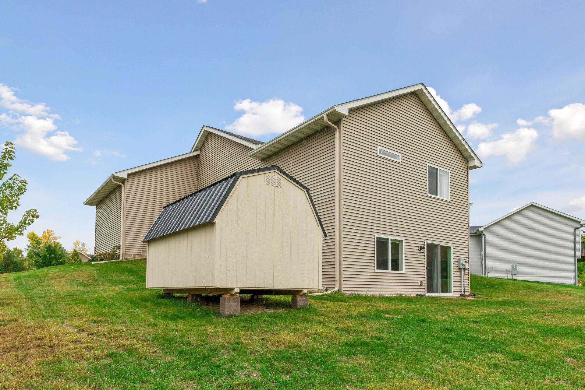 main property photo 42