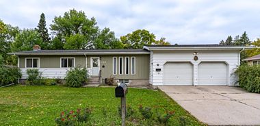 image of property with 3 Bed | 3 Bath | 2,716 Sqft