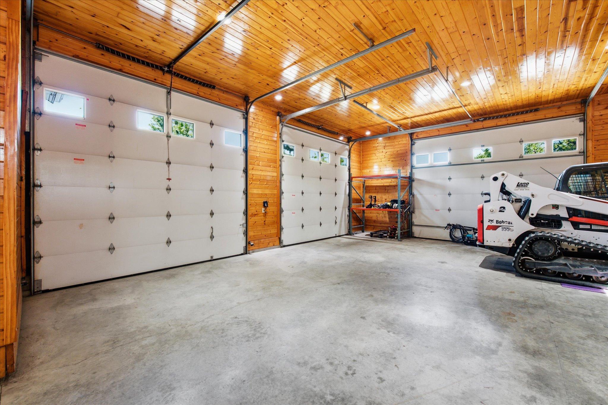 main property photo 112