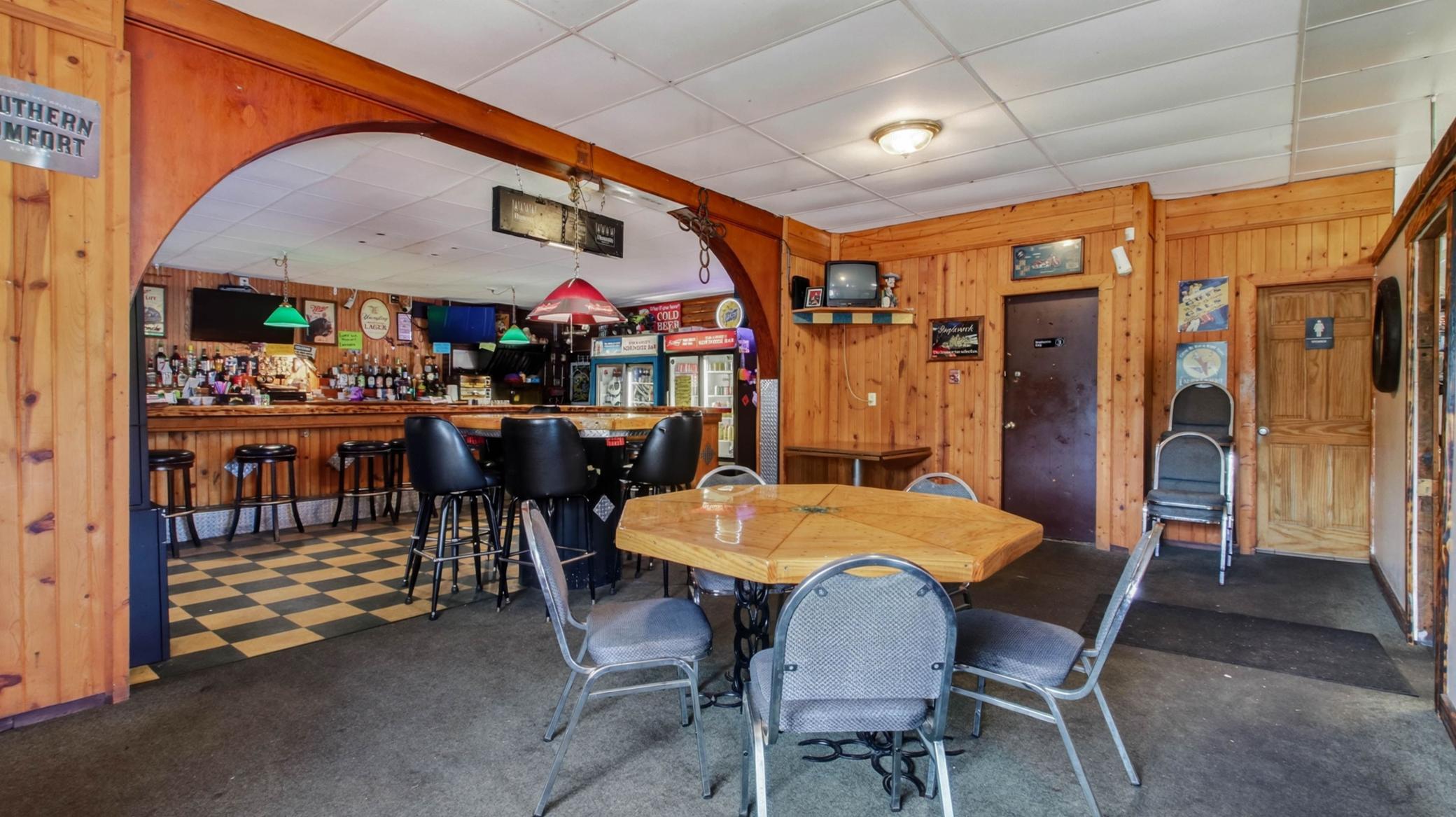 main property photo 22