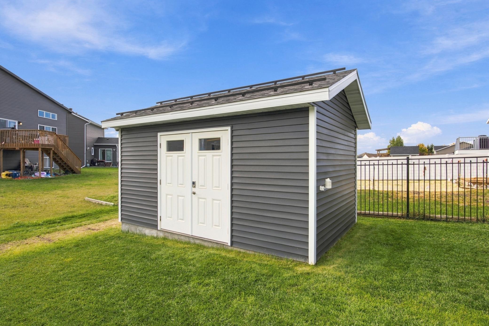 main property photo 41