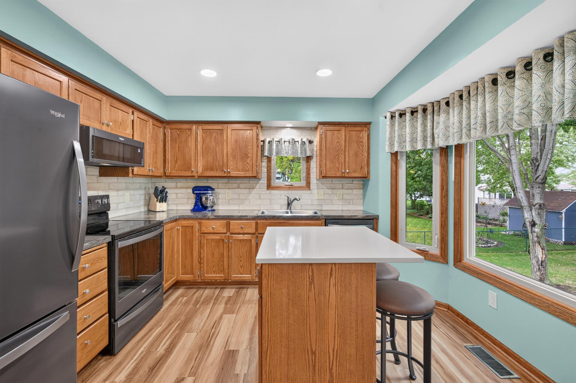 main property photo 9