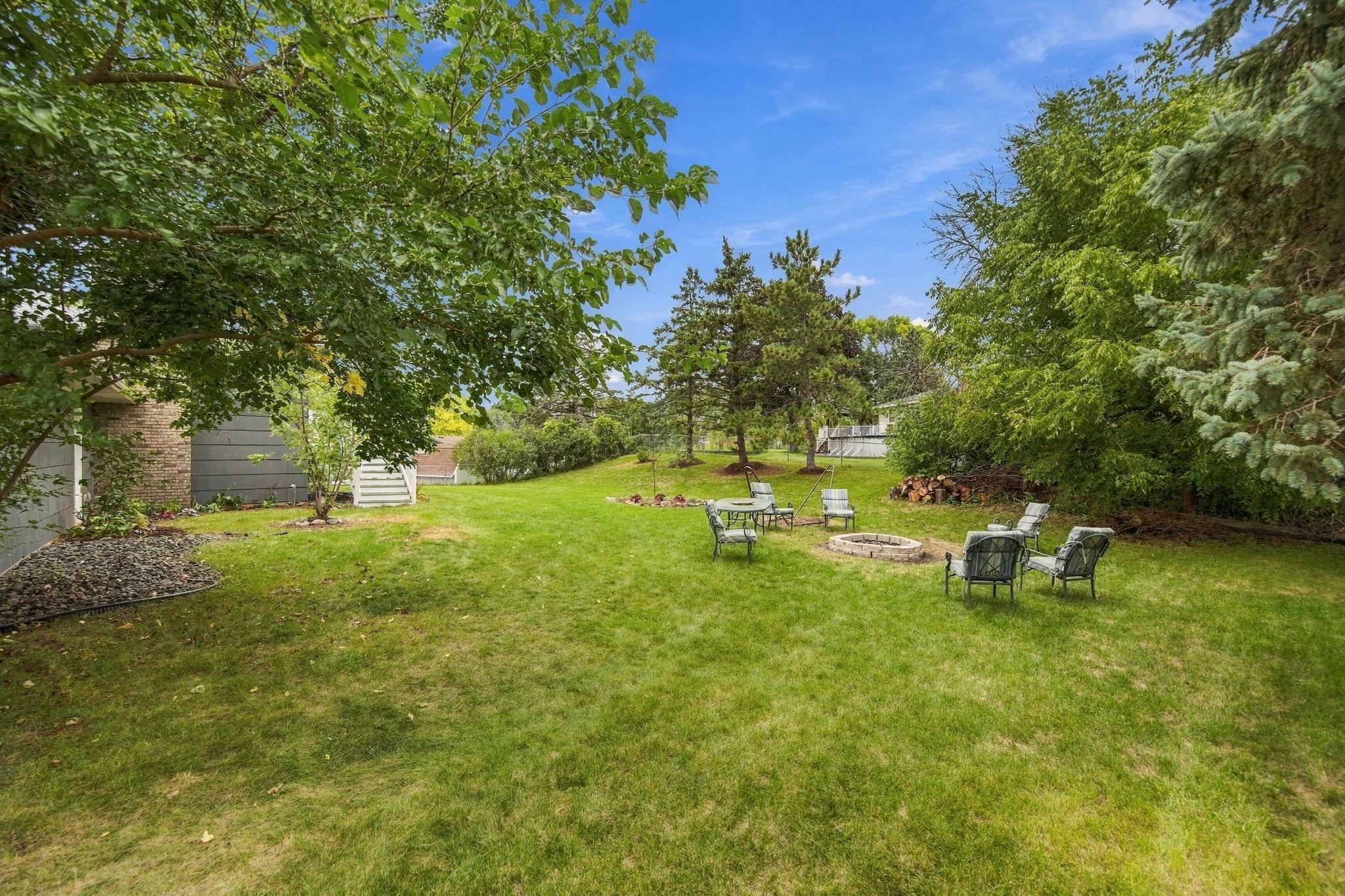 main property photo 28