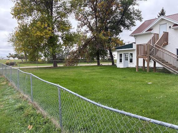 main property photo 43
