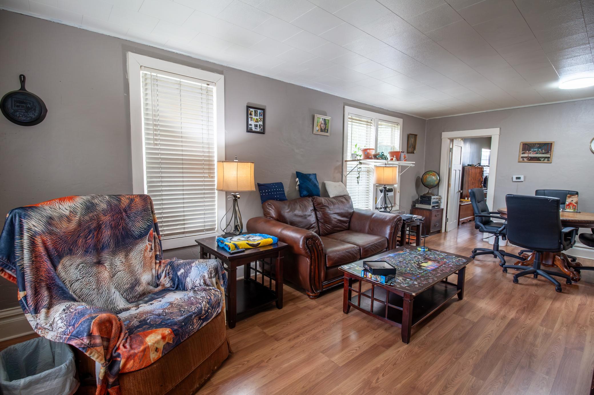 main property photo 9