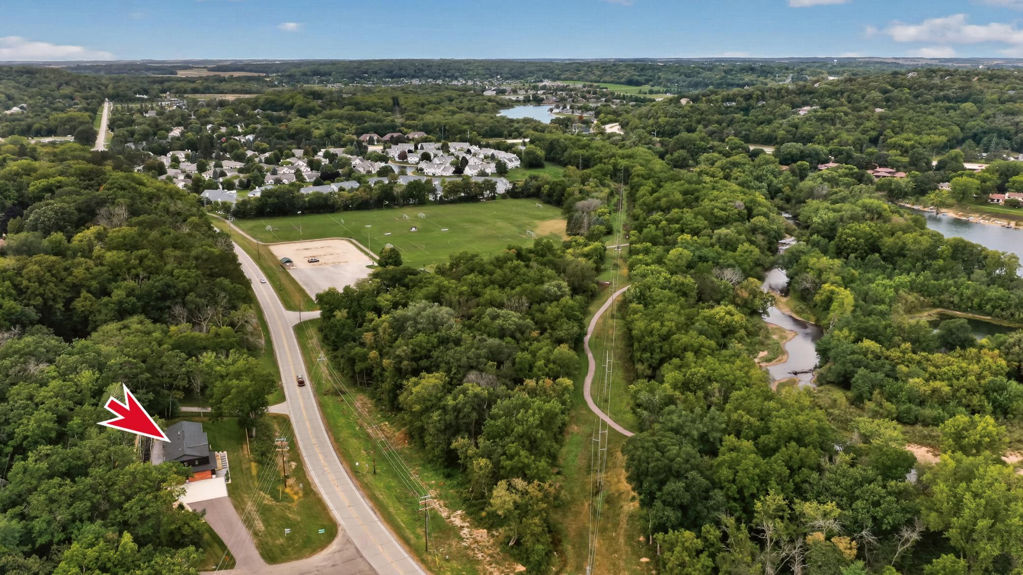 main property photo 4