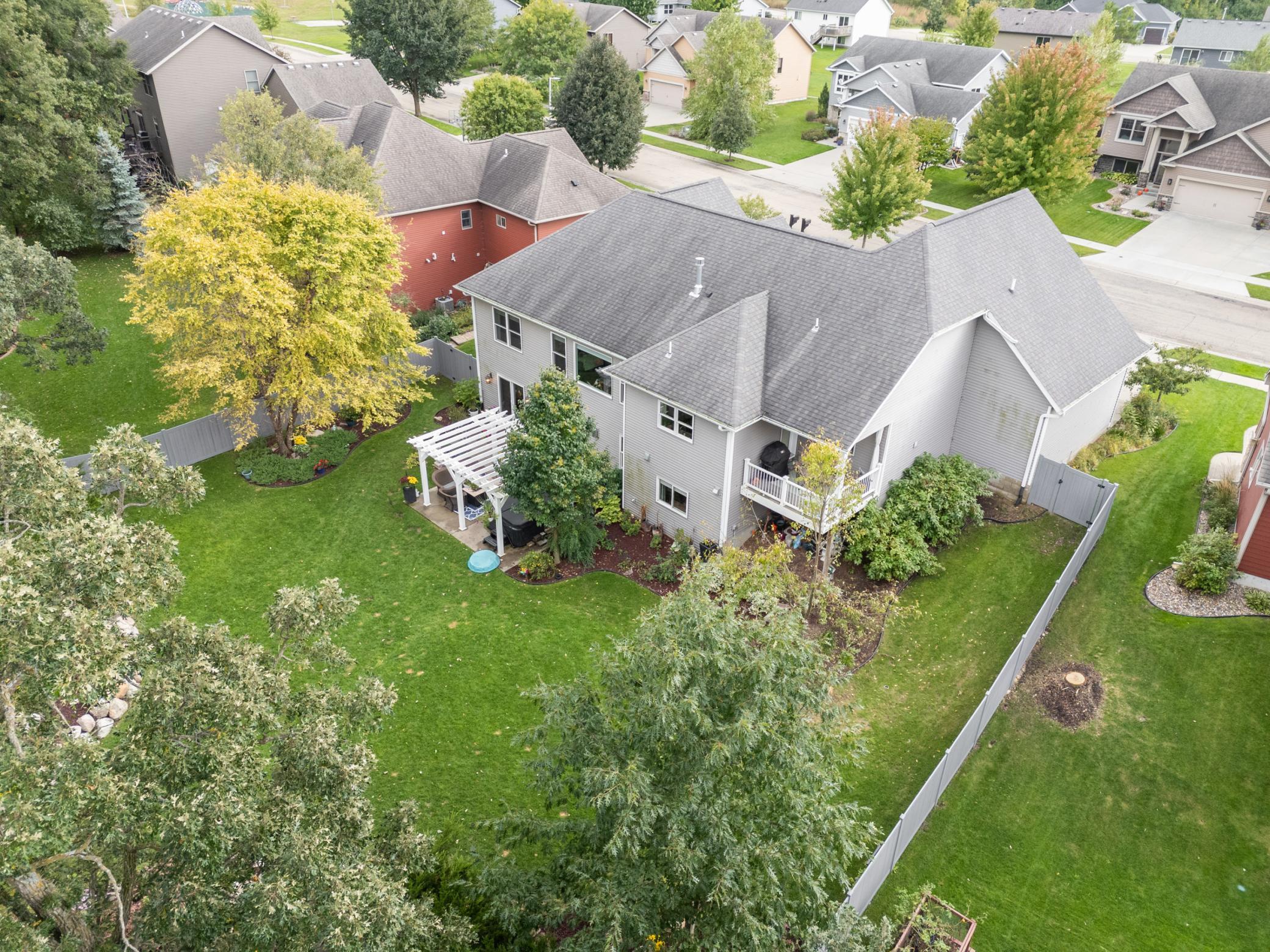 main property photo 43