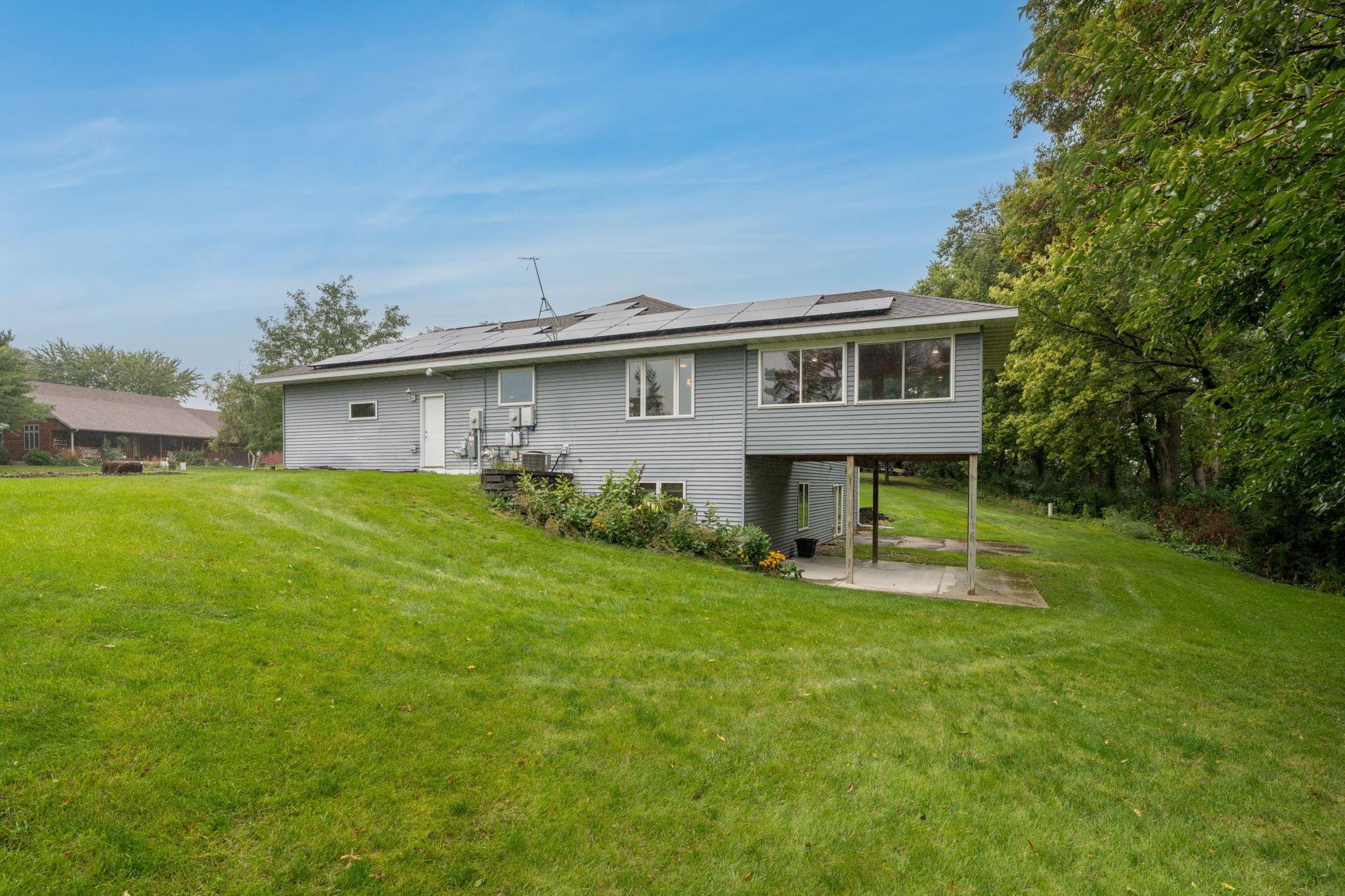 main property photo 41