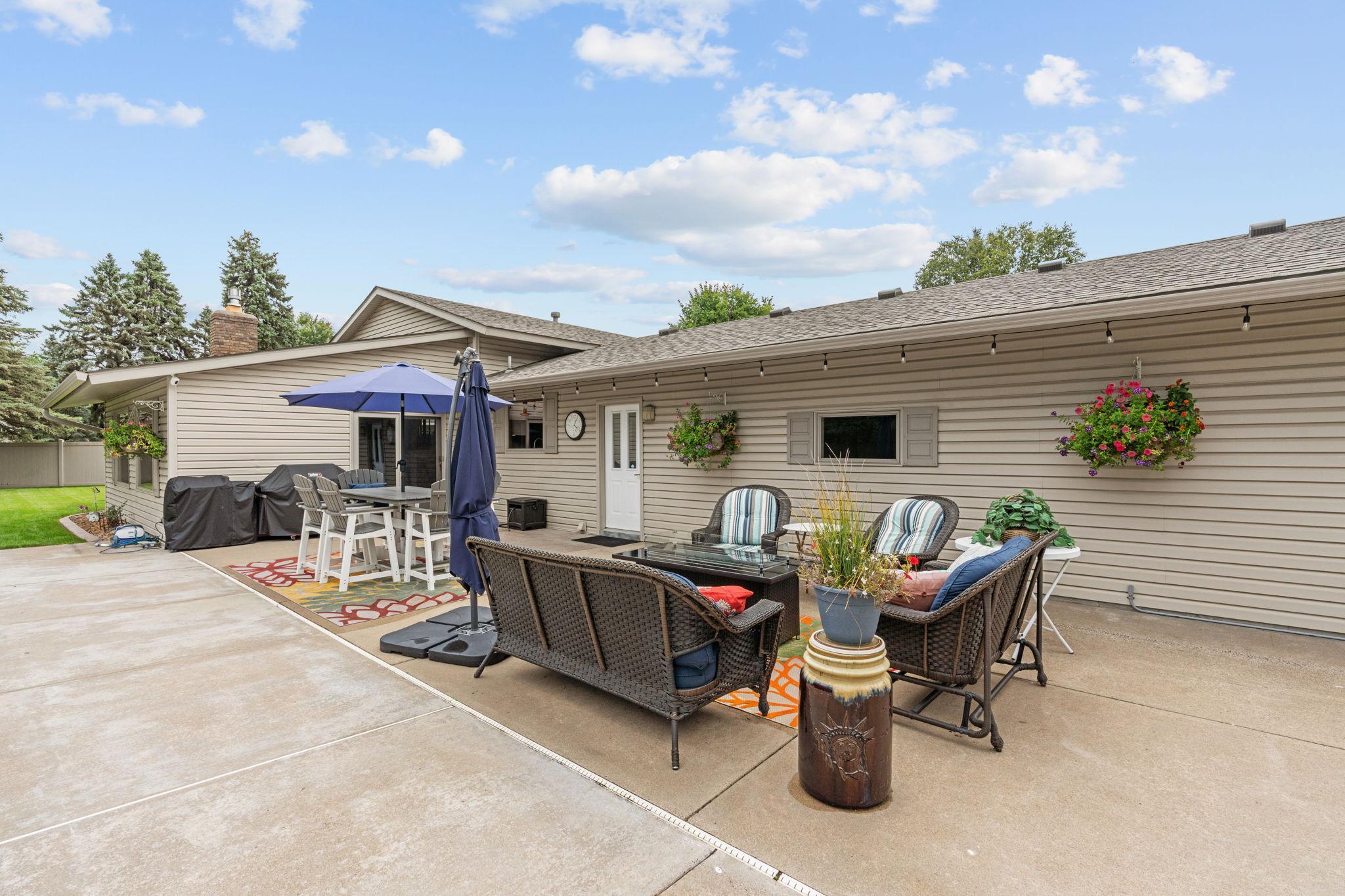 main property photo 51