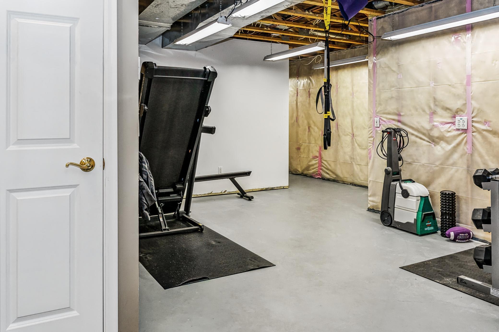 main property photo 74
