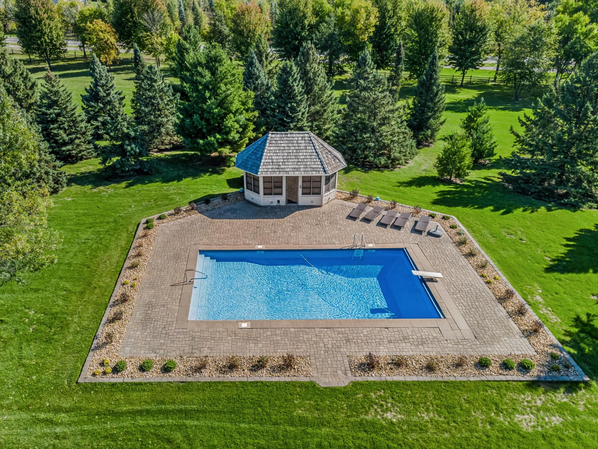 main property photo 78