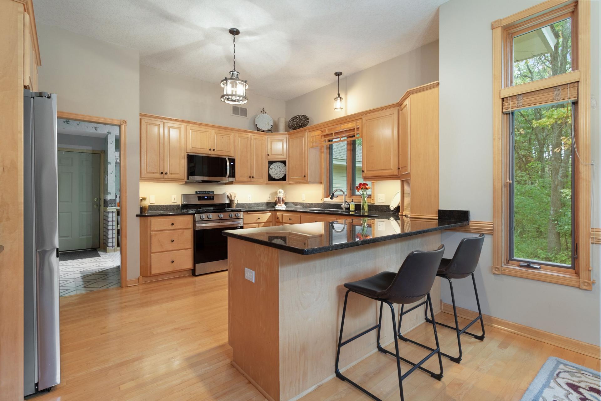 main property photo 14