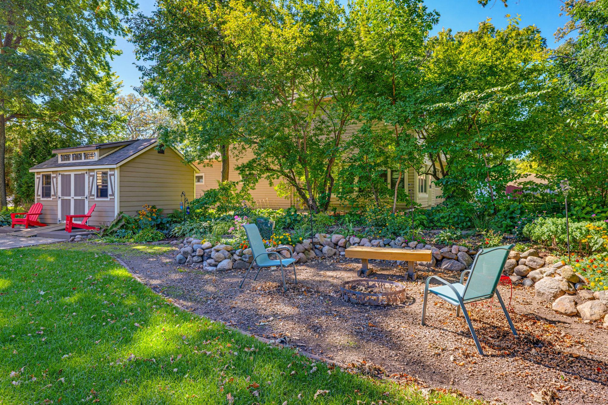 main property photo 37